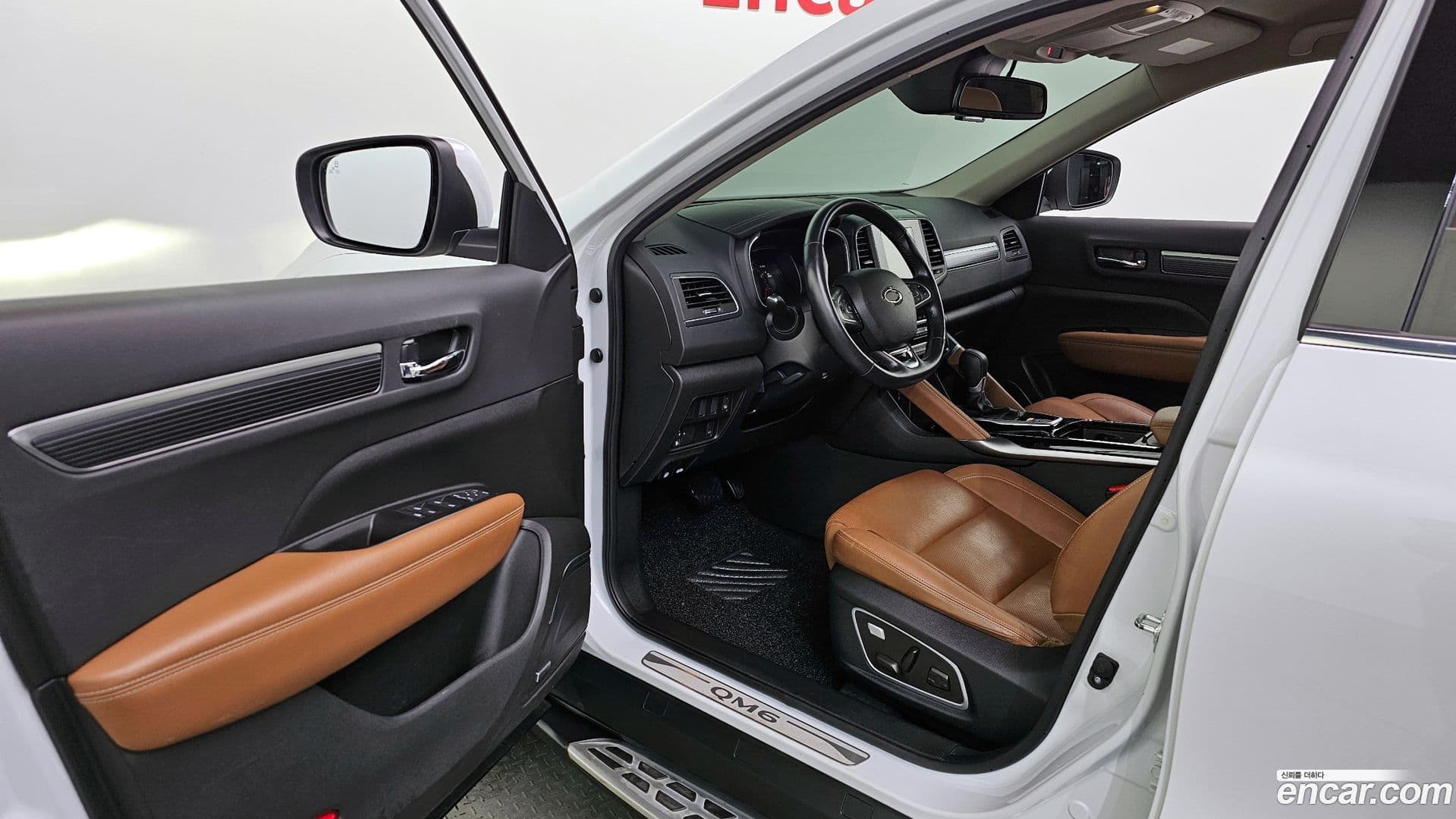 Main__Slider__Photo:QM6 Renault-KoreaSamsung 2022.6-9