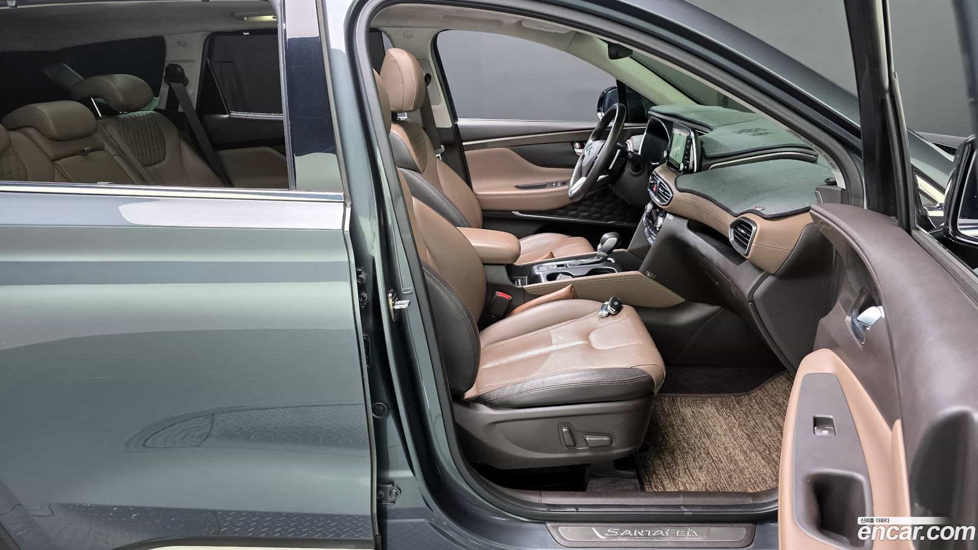 Santafe Hyundai 2018.2-INNER-010