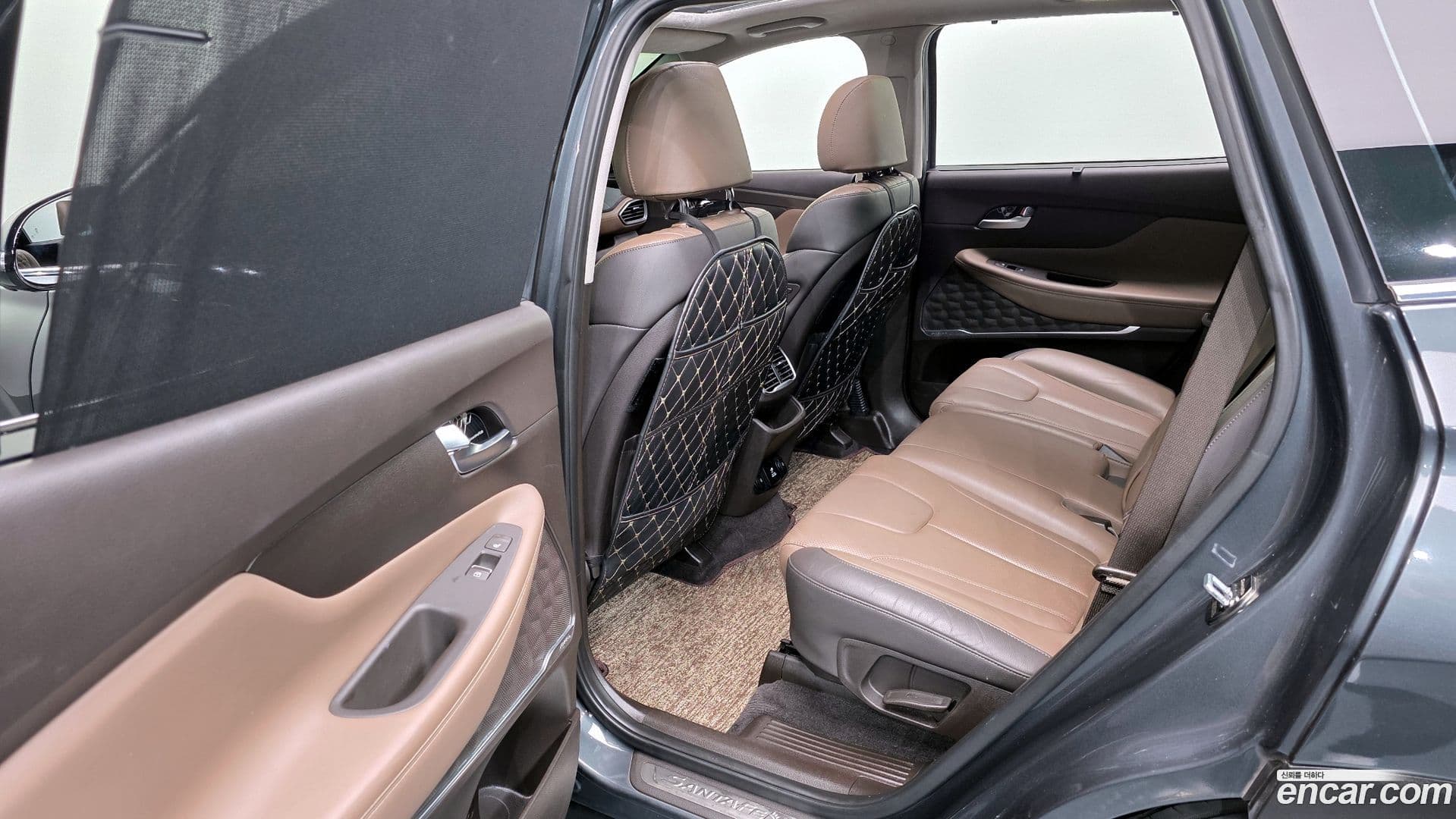 Main__Slider__Photo:Santafe Hyundai 2018.2-11