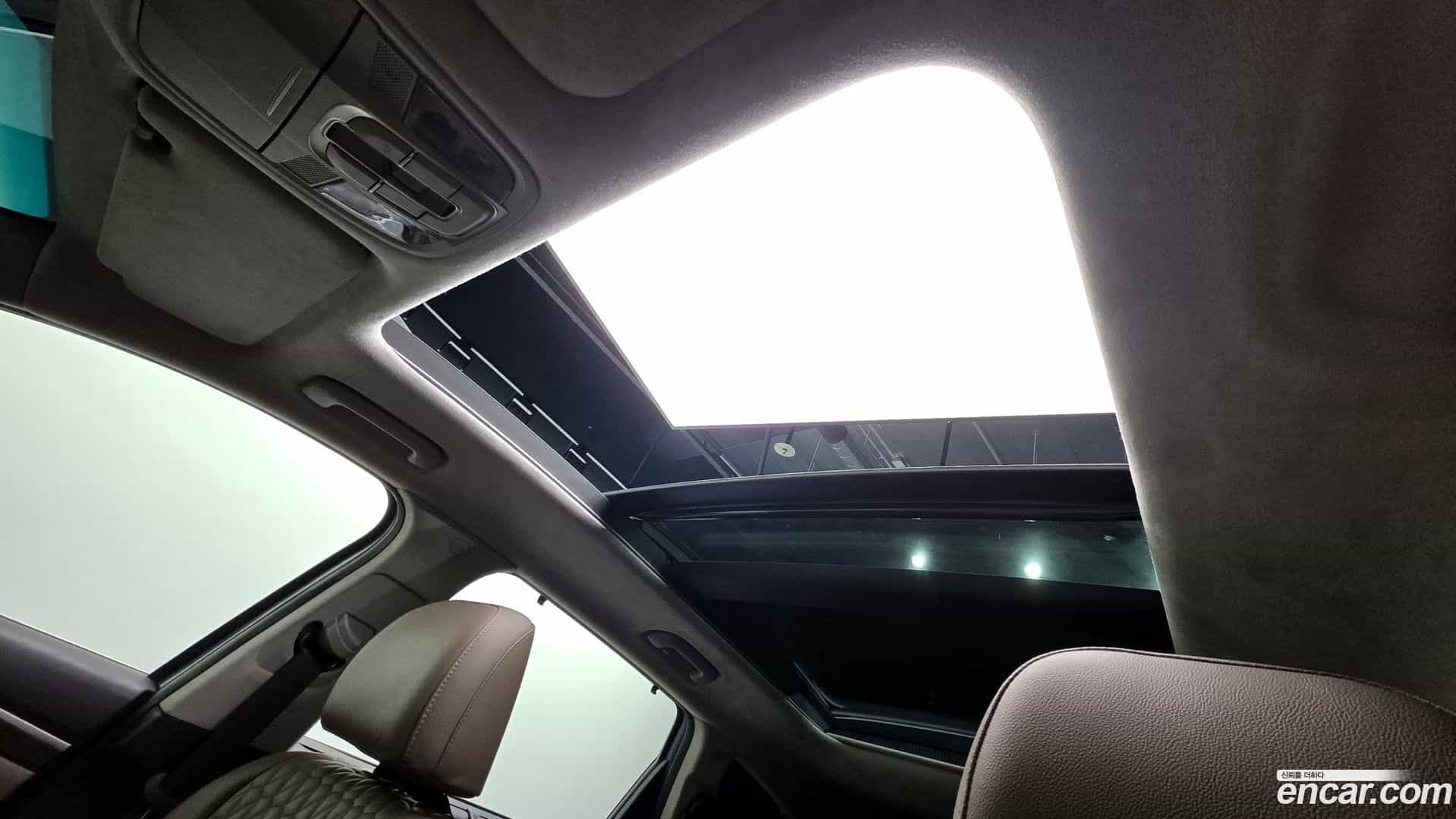 Santafe Hyundai 2018.2-OPTION-022