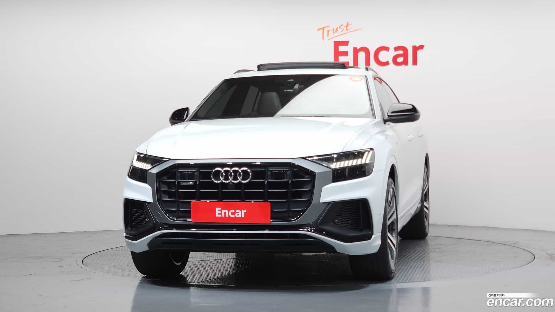 Q8 Audi 2022.10-OUTER-003