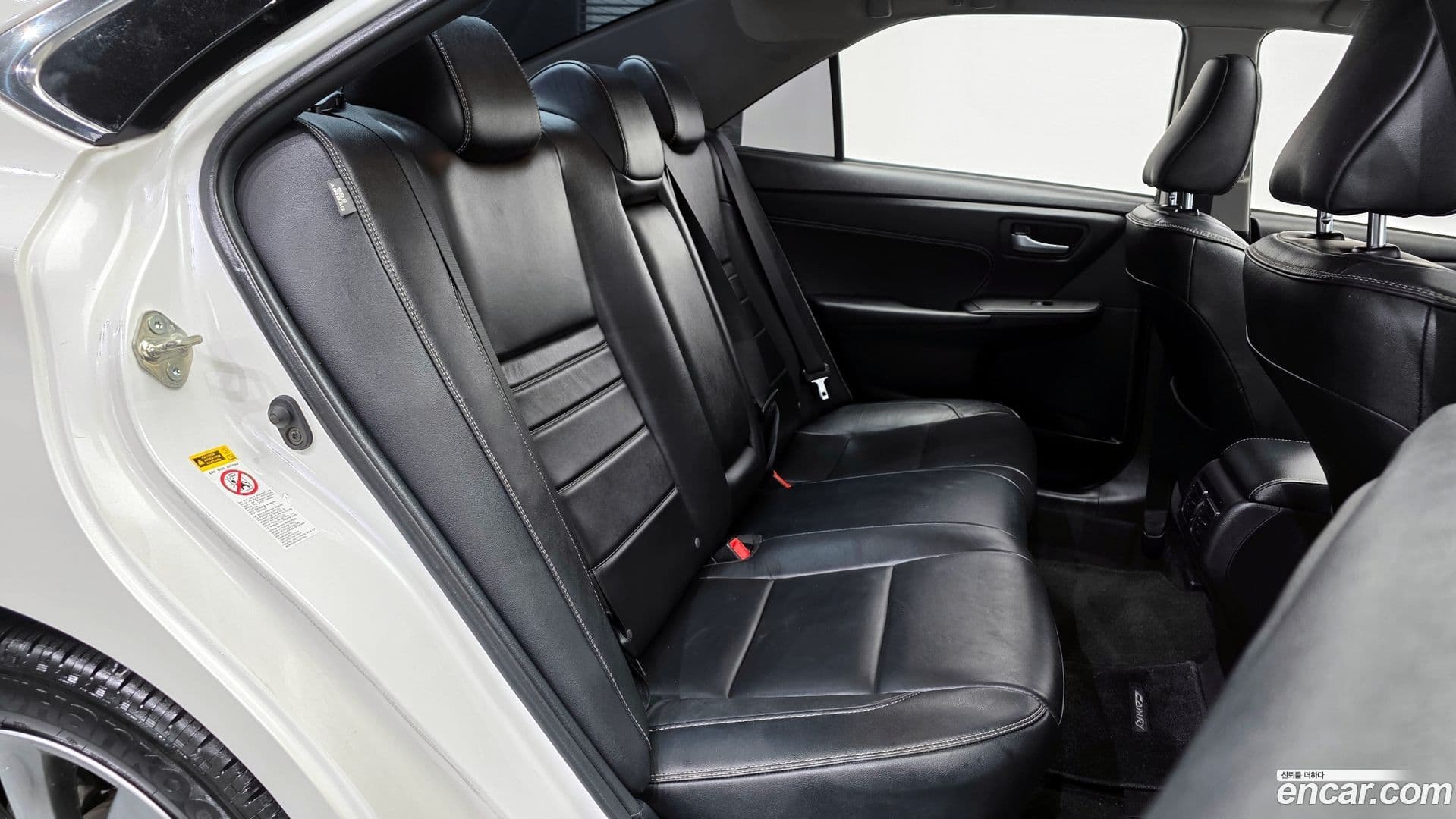 Main__Slider__Photo:Camry Toyota 2016.0-11