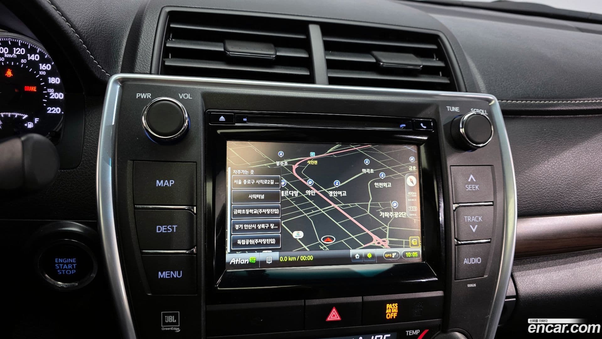 Main__Slider__Photo:Camry Toyota 2016.0-13