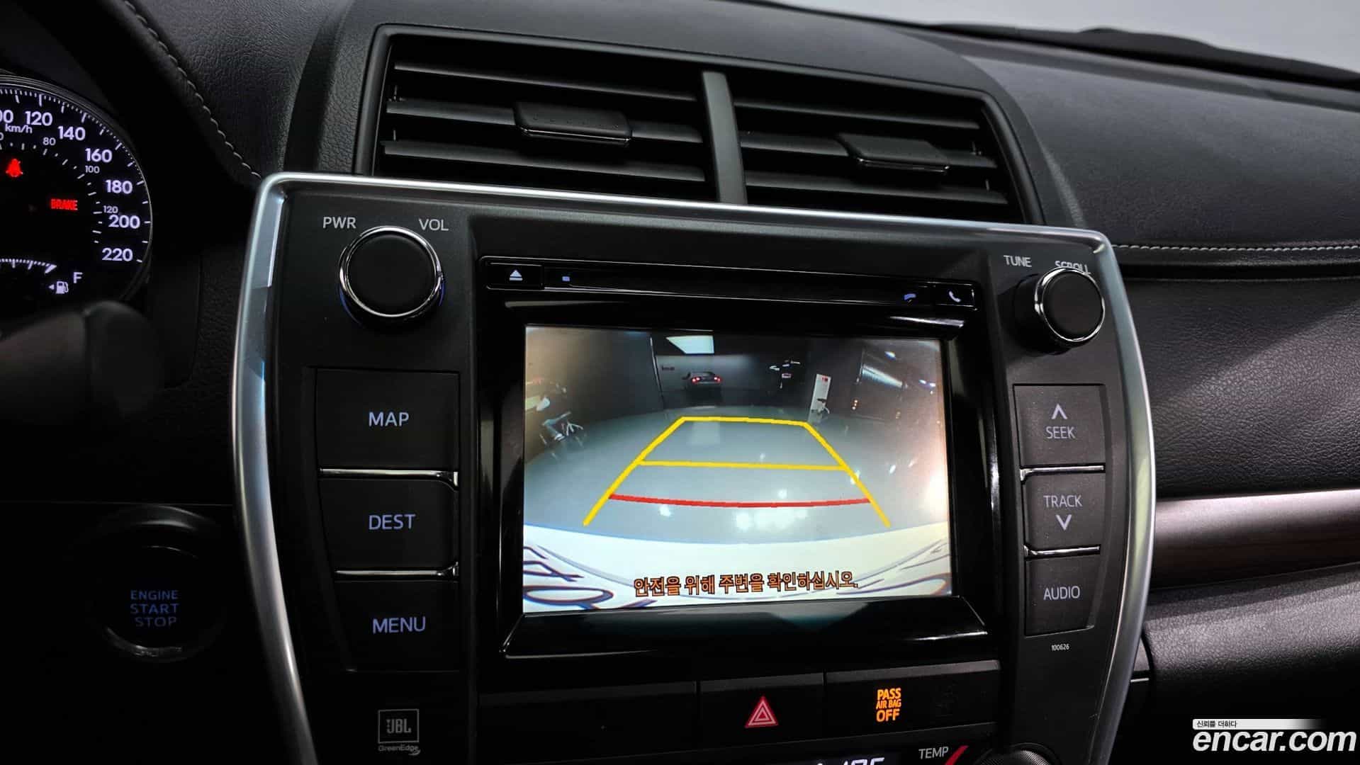 Camry Toyota 2016.0-OPTION-019