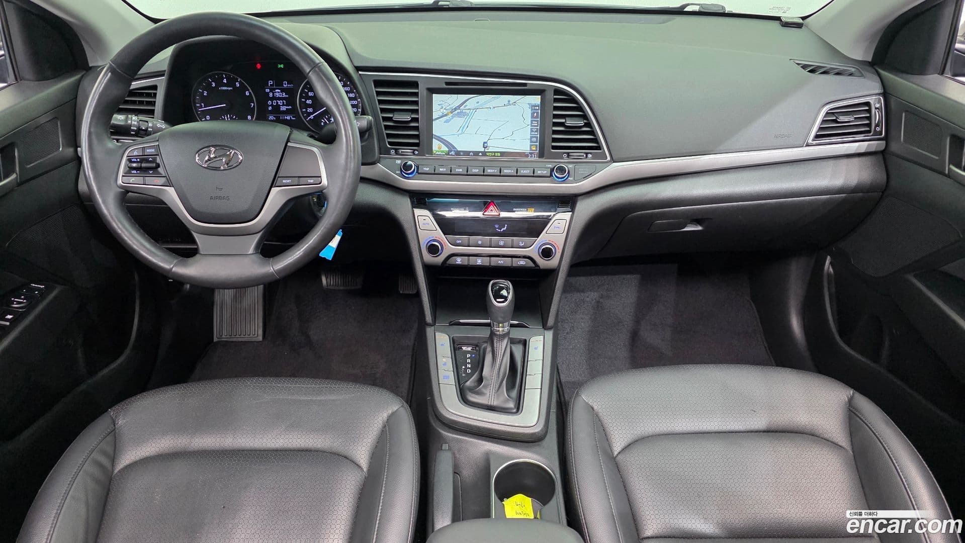 Main__Slider__Photo:AVANTE Hyundai 2015.9-6