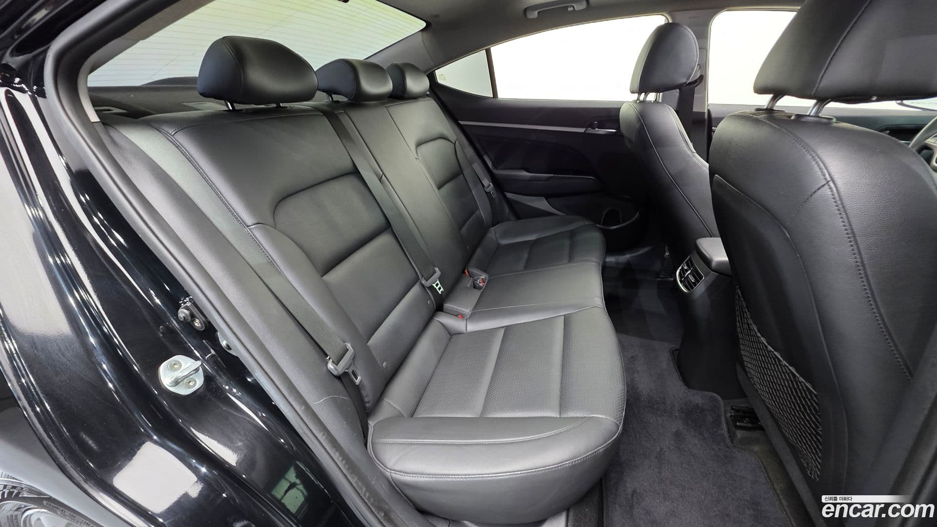 Main__Slider__Photo:AVANTE Hyundai 2015.9-19