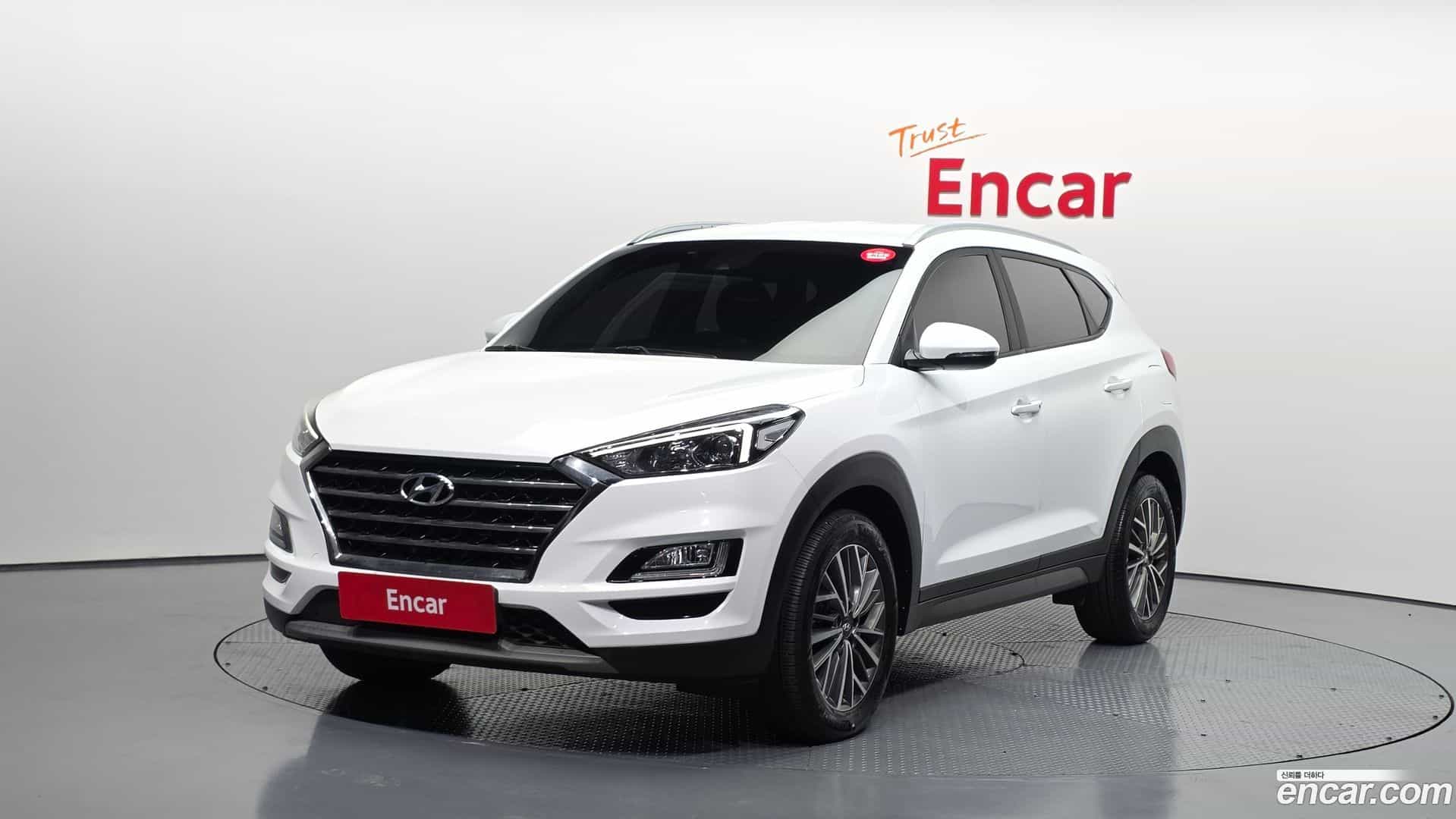 Tucson Hyundai 2019.6-OUTER-001