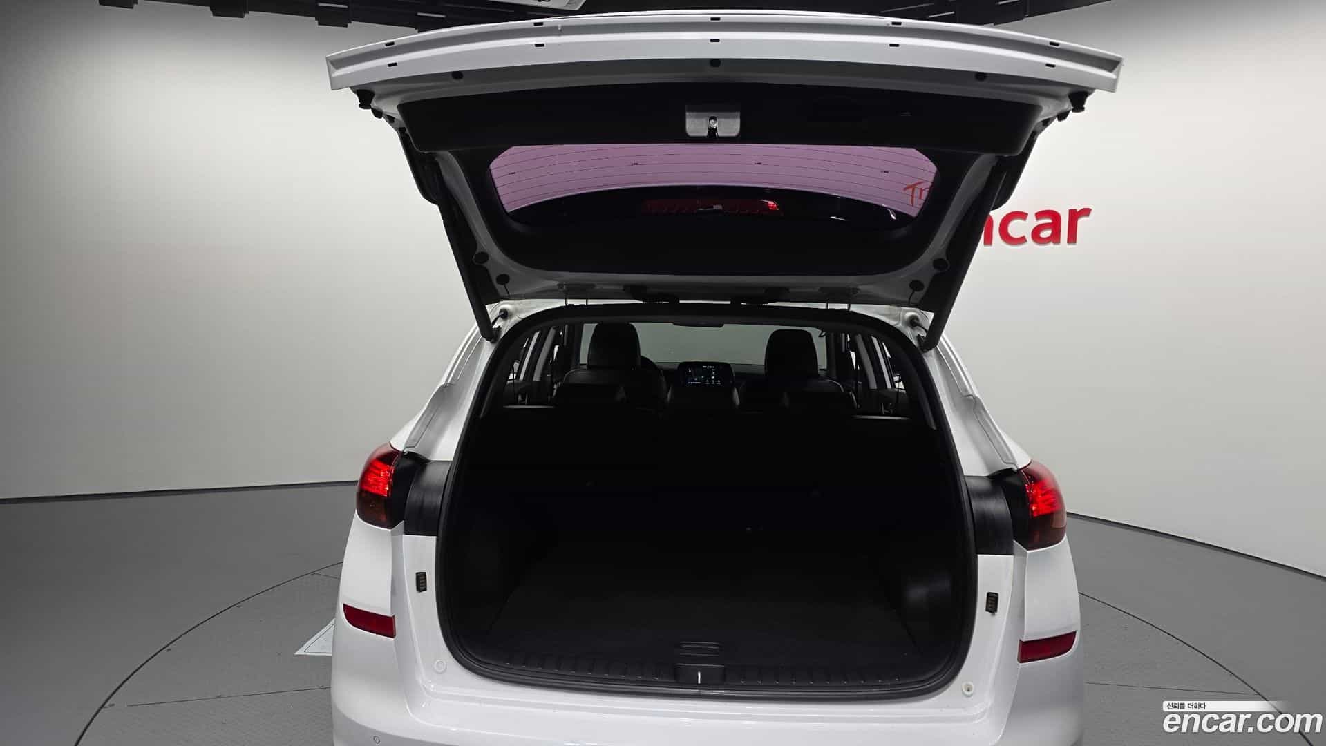 Tucson Hyundai 2019.6-OPTION-024