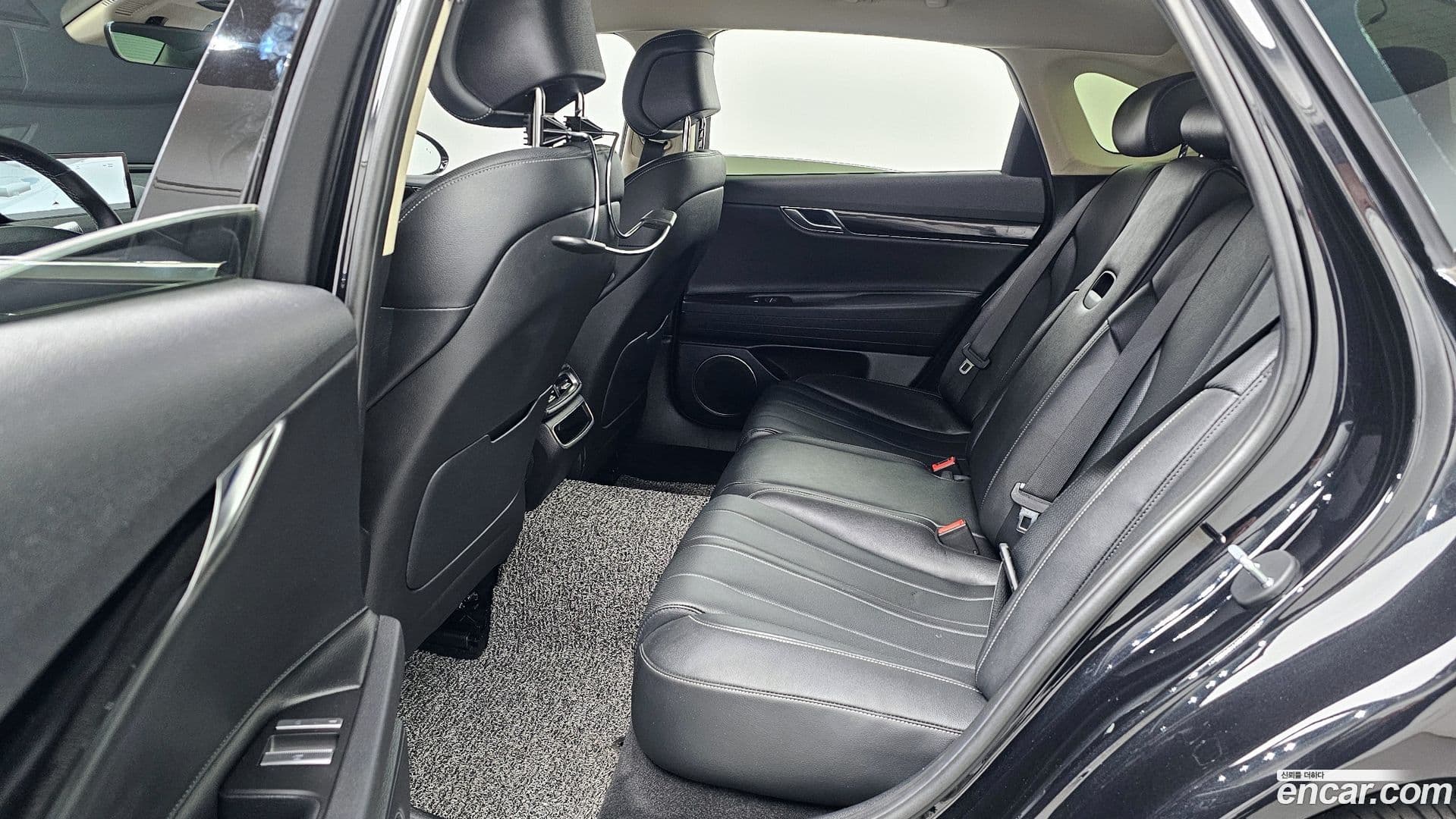 Main__Slider__Photo:G80 Genesis 2021.2-12