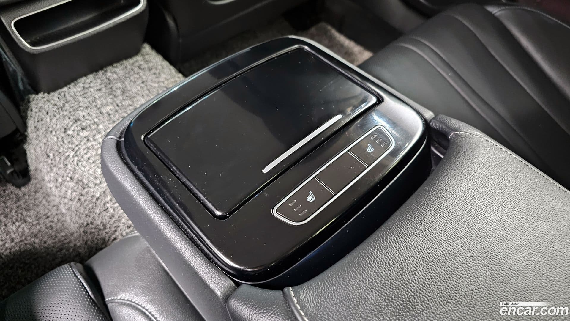 Main__Slider__Photo:G80 Genesis 2021.2-18