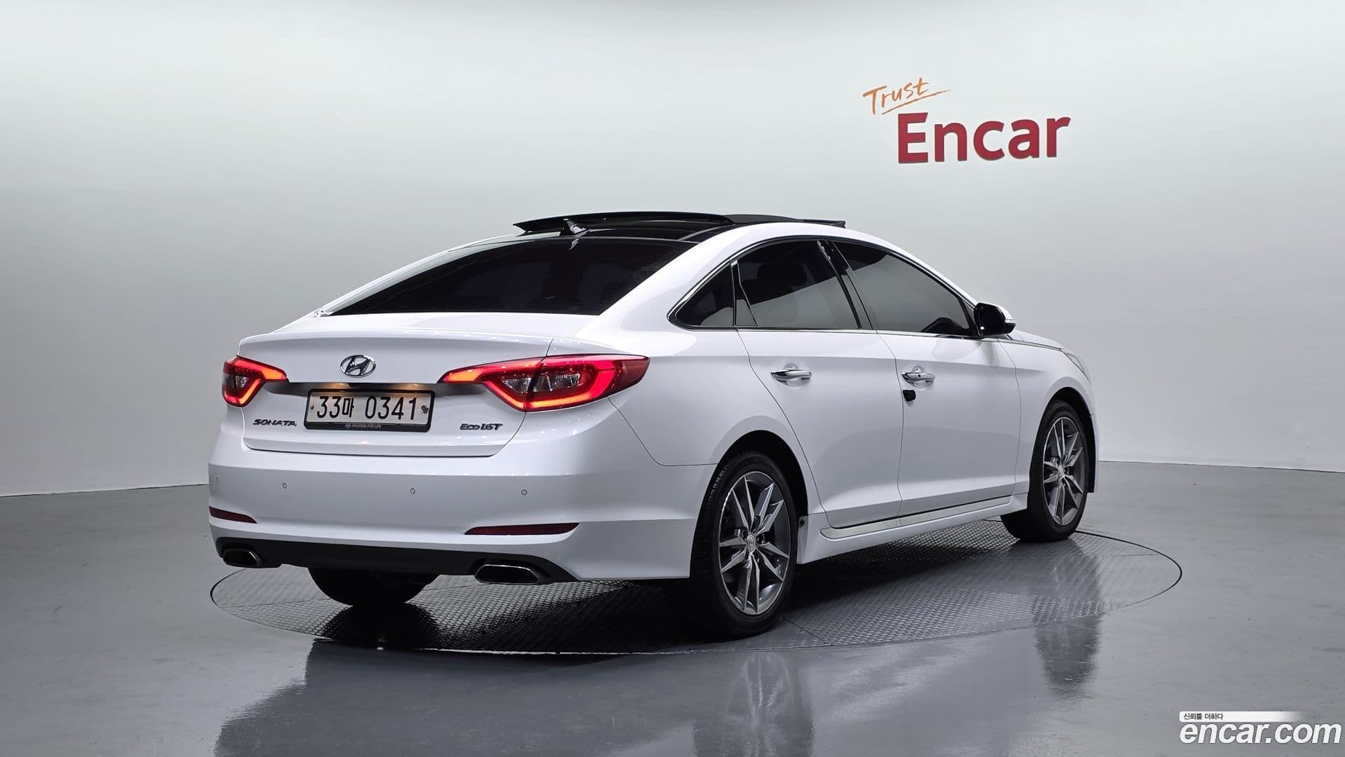 Main__Slider__Photo:Sonata Hyundai 2016.10-1