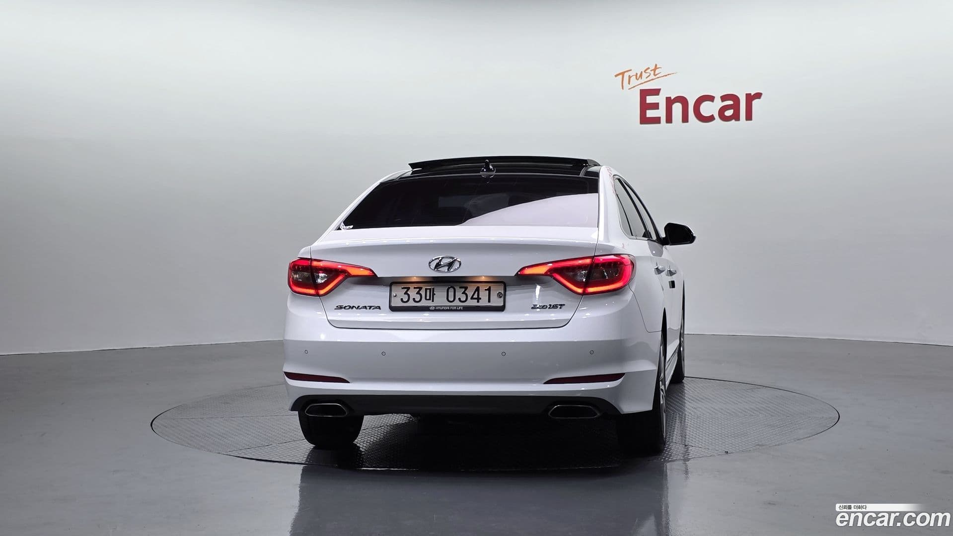 Main__Slider__Photo:Sonata Hyundai 2016.10-3