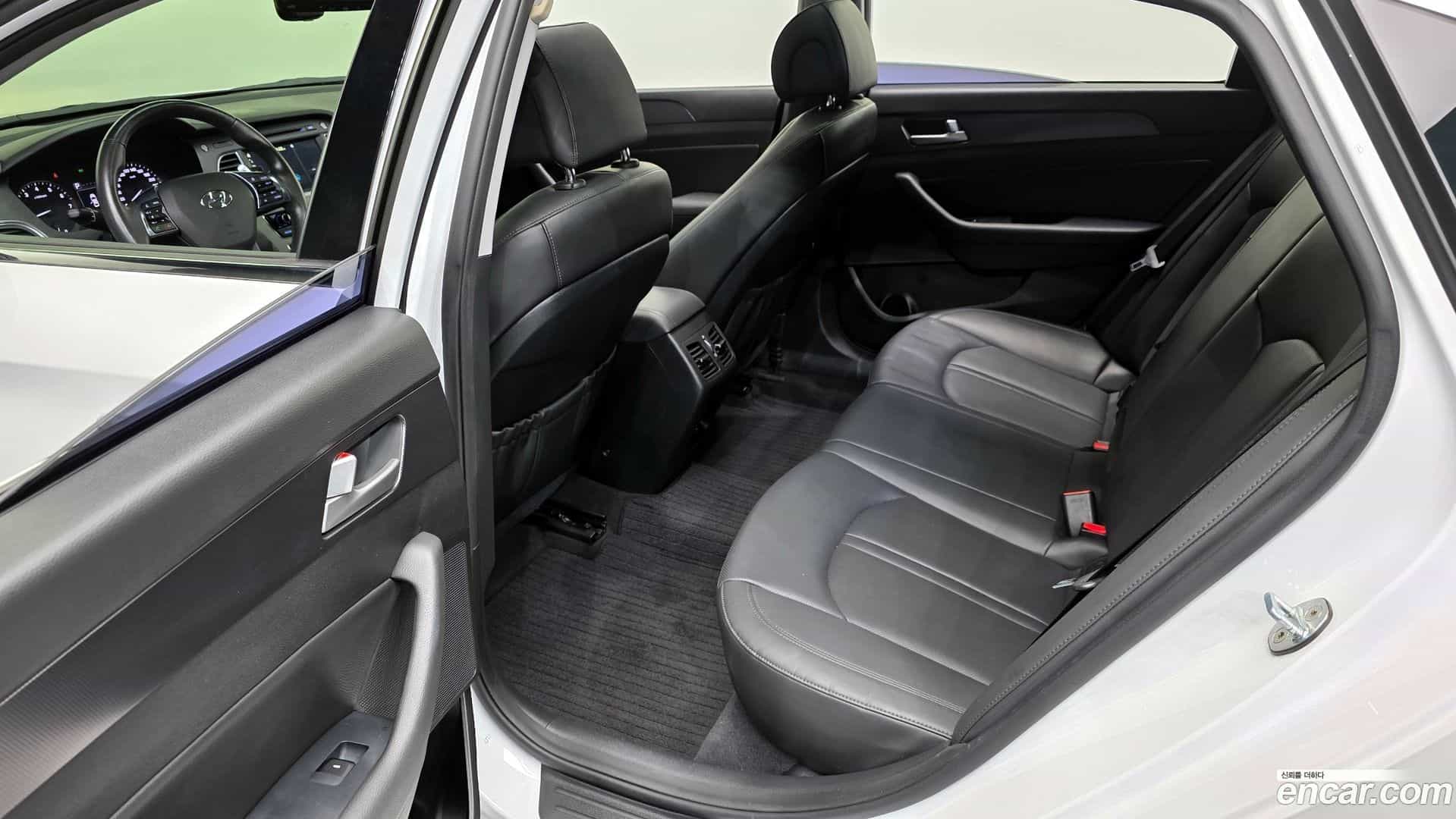 Sonata Hyundai 2016.10-OPTION-017