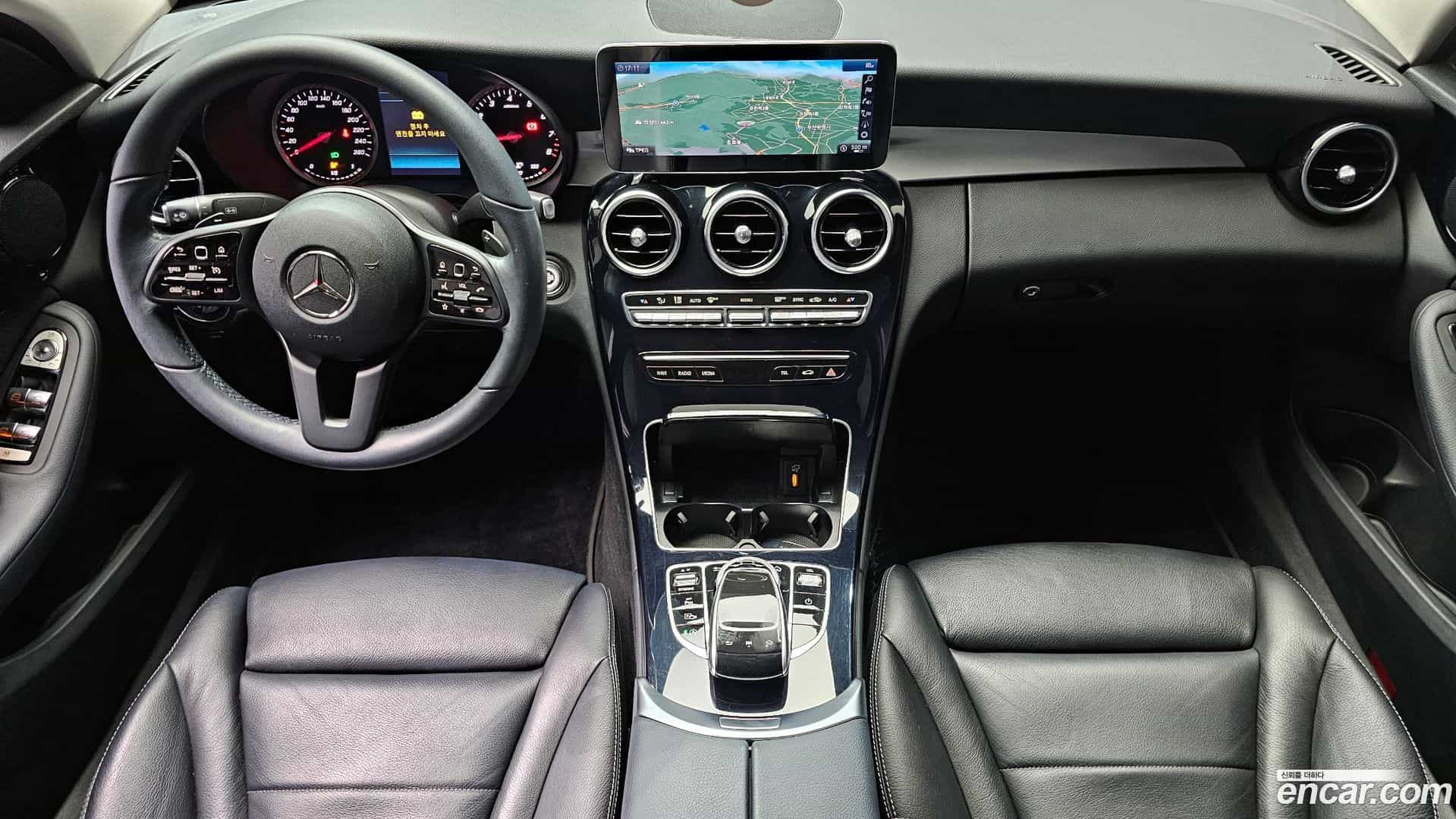 C-Class Mercedes-Benz 2019.11-INNER-007