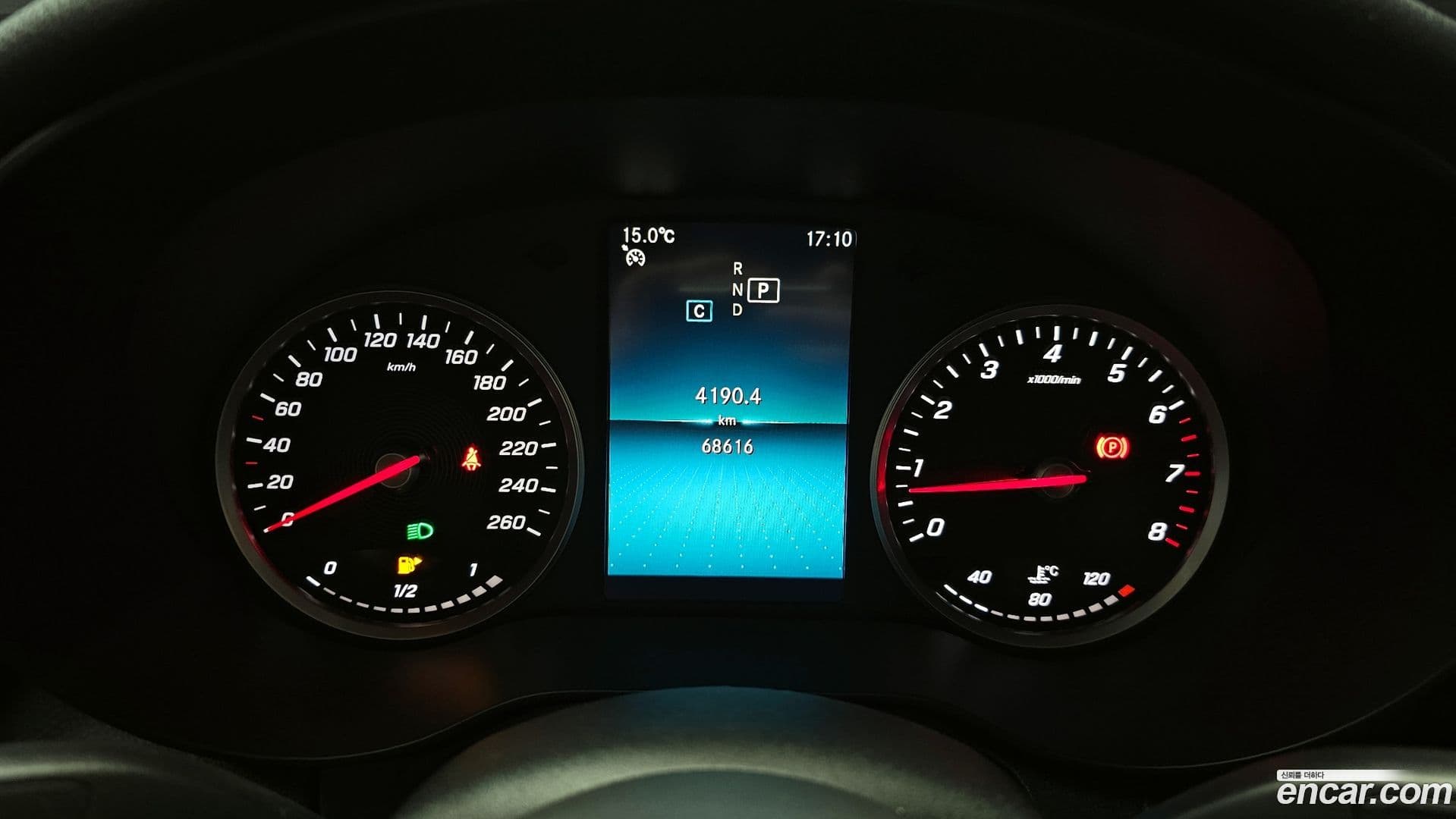 Main__Slider__Photo:C-Class Mercedes-Benz 2019.11-7