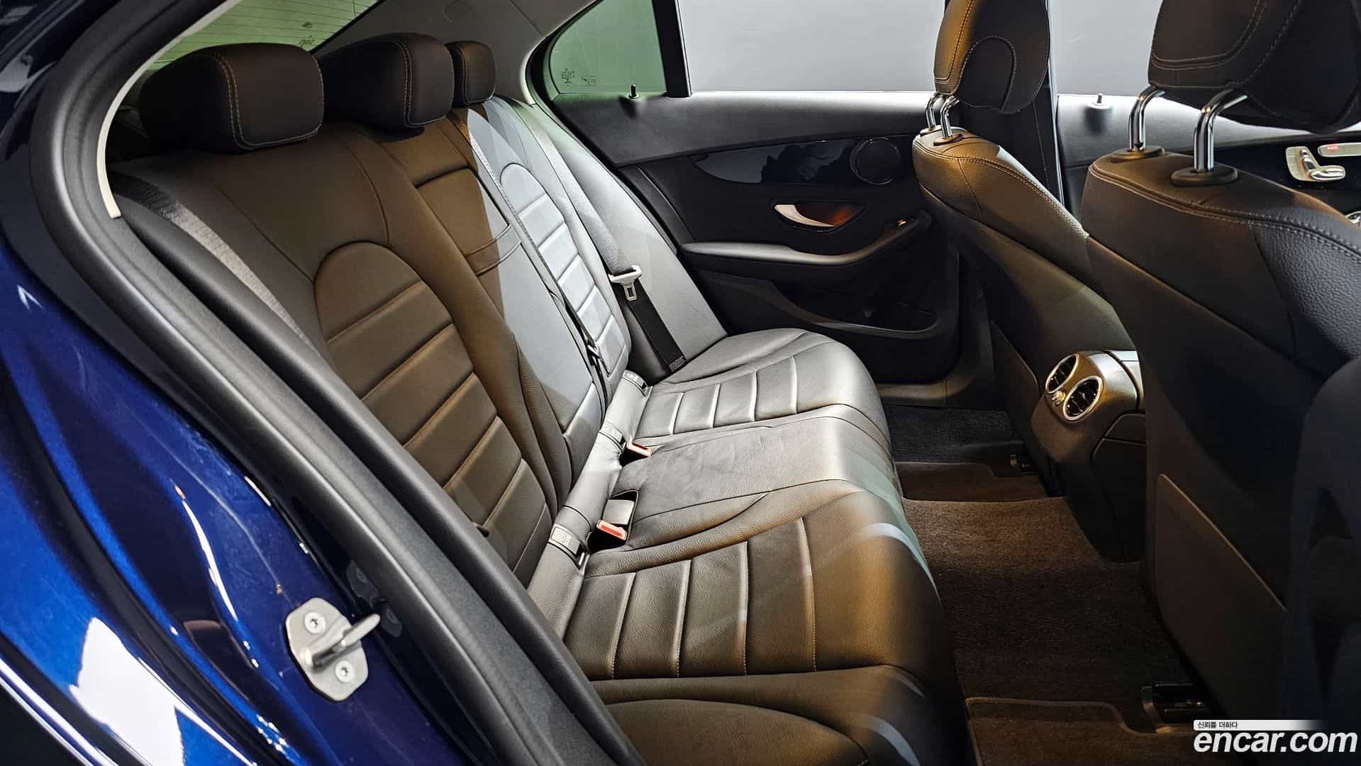 C-Class Mercedes-Benz 2019.11-OPTION-016