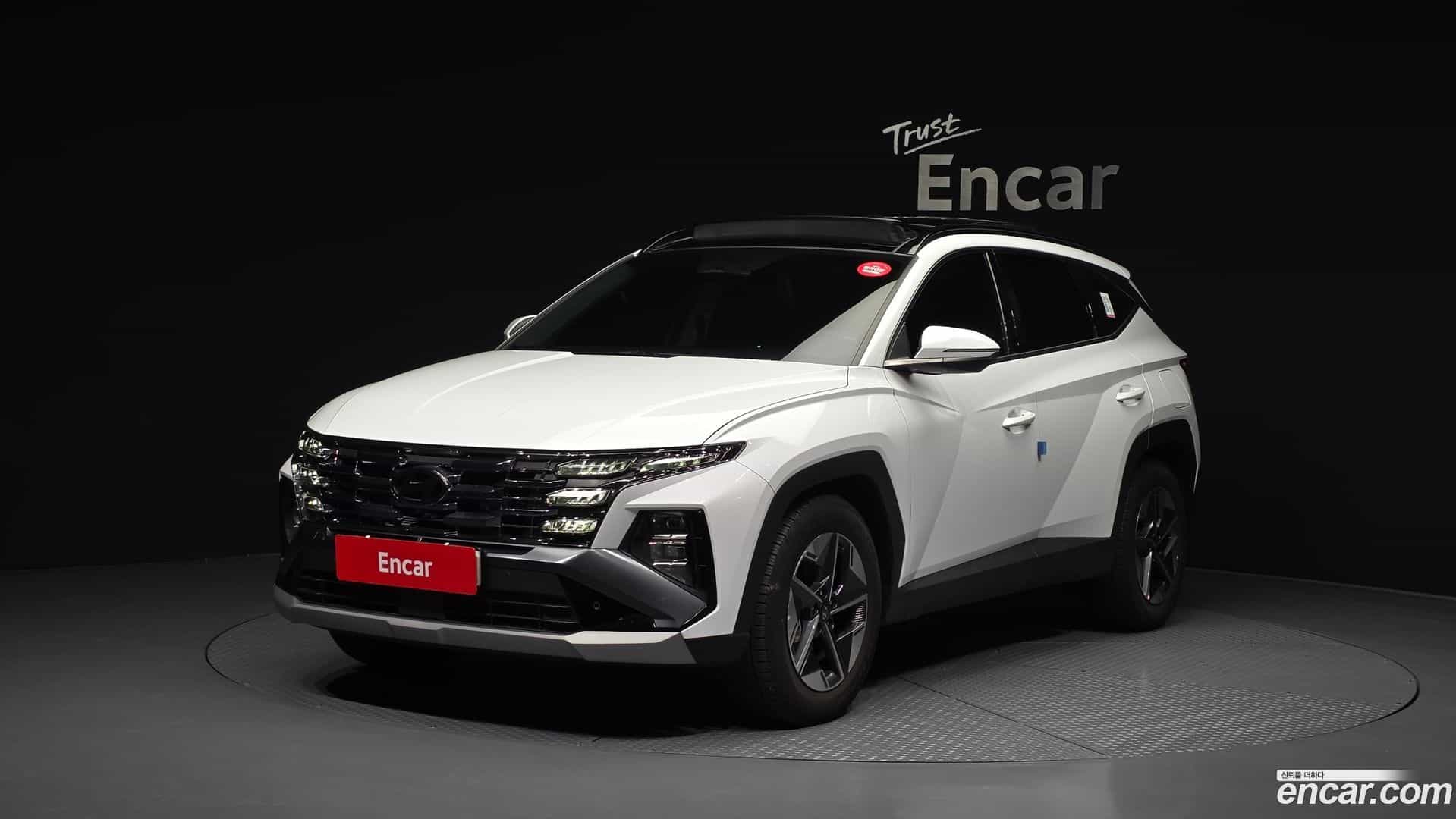 Tucson Hyundai 2024.0-OUTER-001