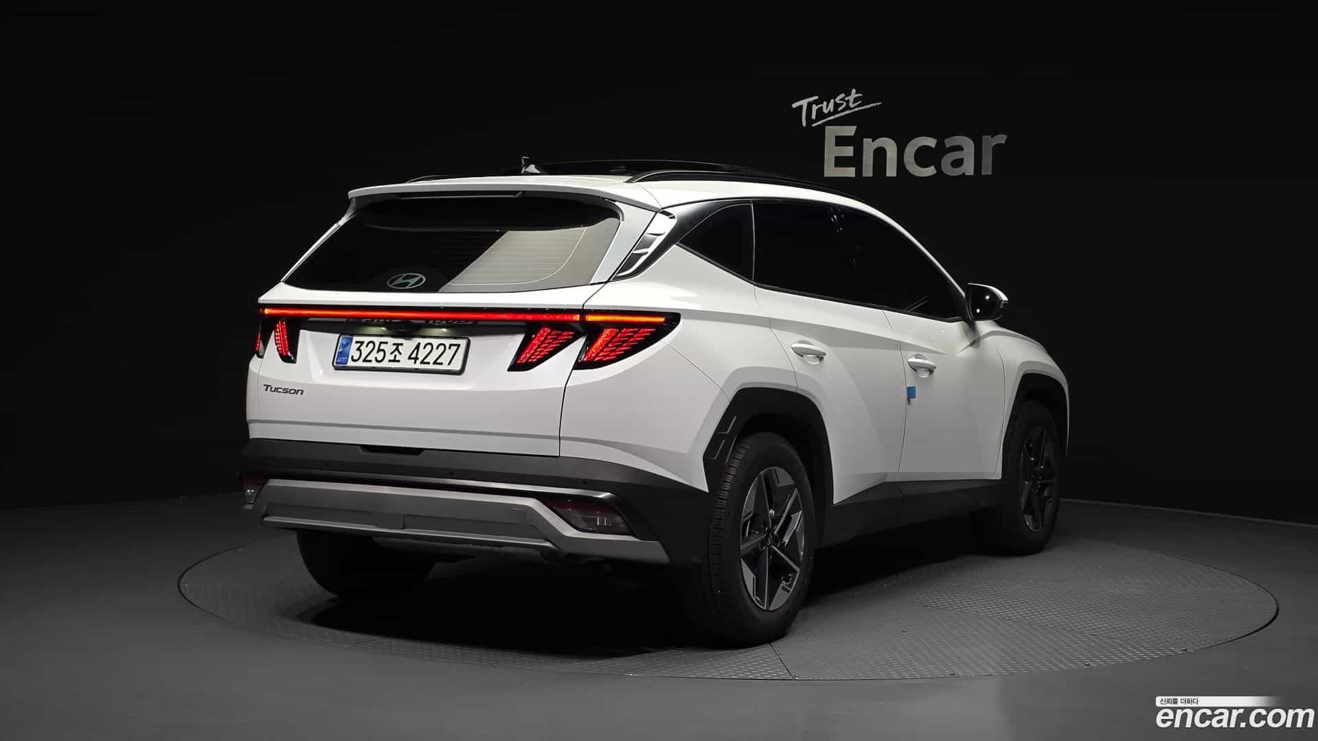 Tucson Hyundai 2024.0-OUTER-002