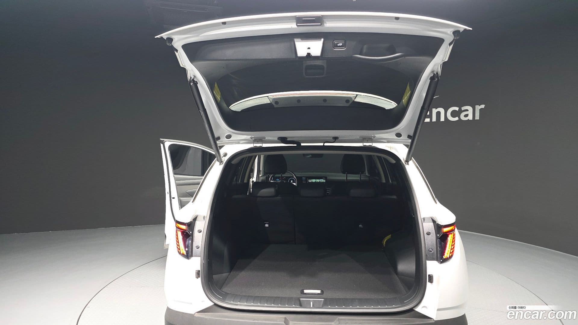 Main__Slider__Photo:Tucson Hyundai 2024.0-19