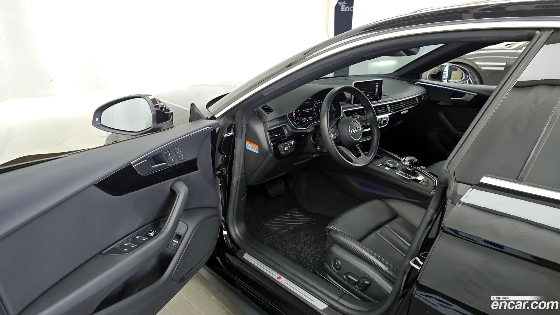 Main__Slider__Photo:A5 Audi 2019.8-9