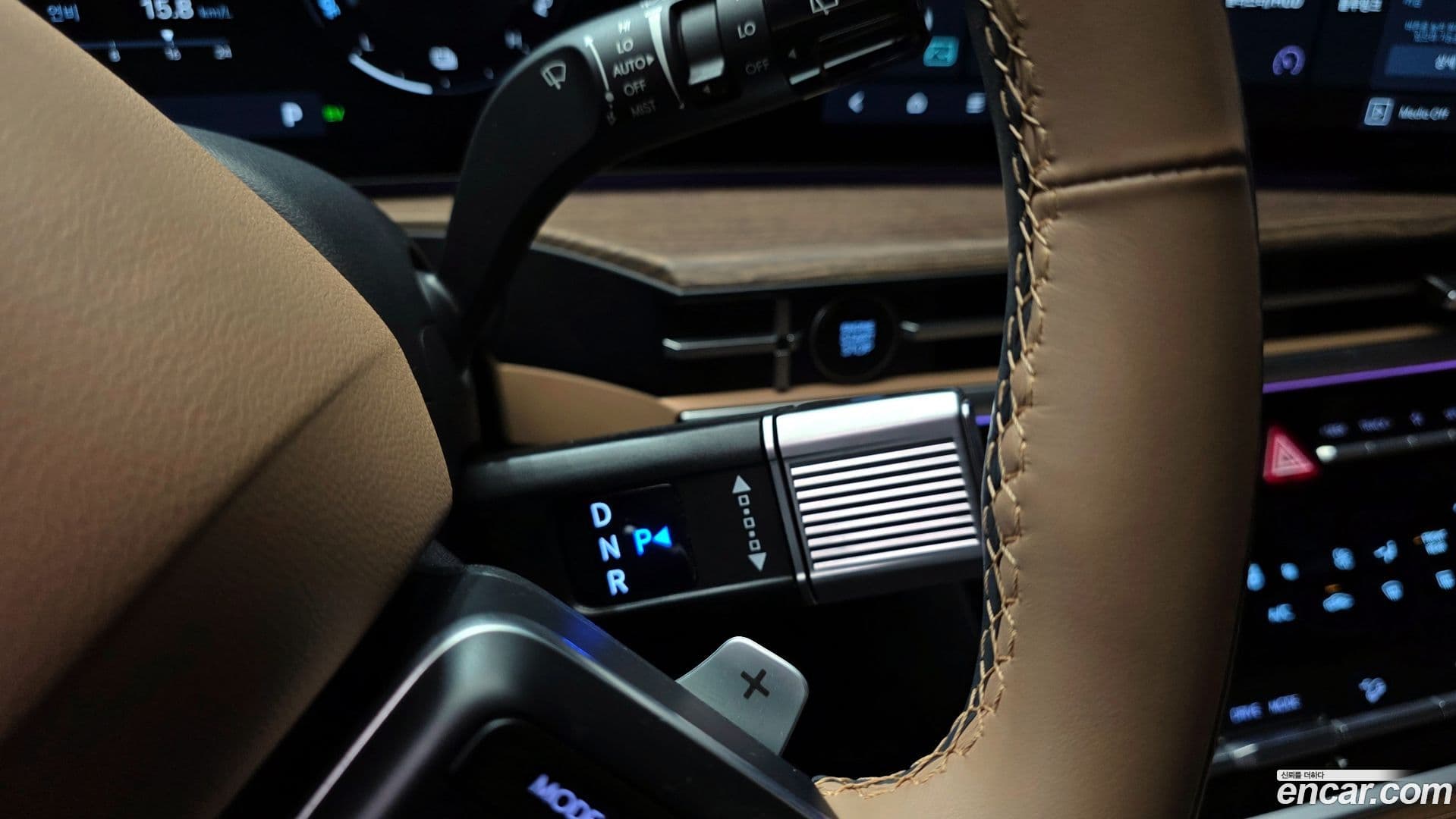 Main__Slider__Photo:Santafe Hyundai 2024.0-8