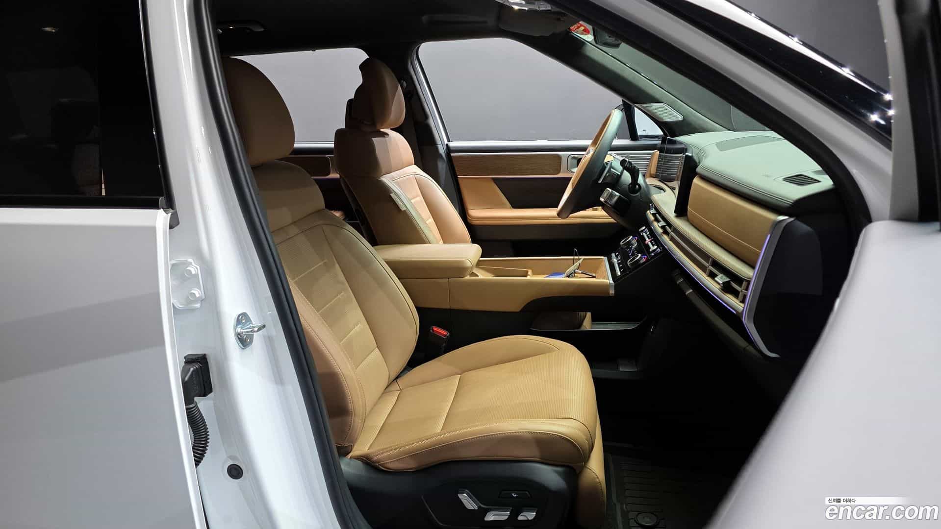 Santafe Hyundai 2024.0-INNER-010