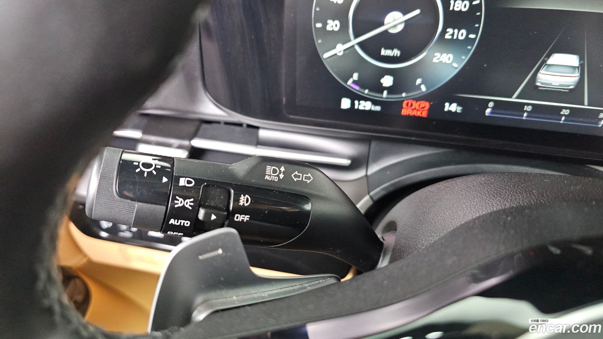 Main__Slider__Photo:Canival Kia 2021.2-17