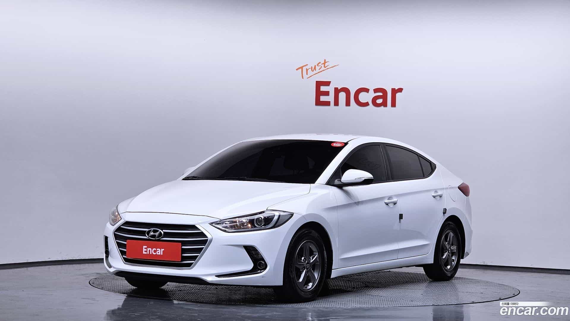 AVANTE Hyundai 2015.10-OUTER-001