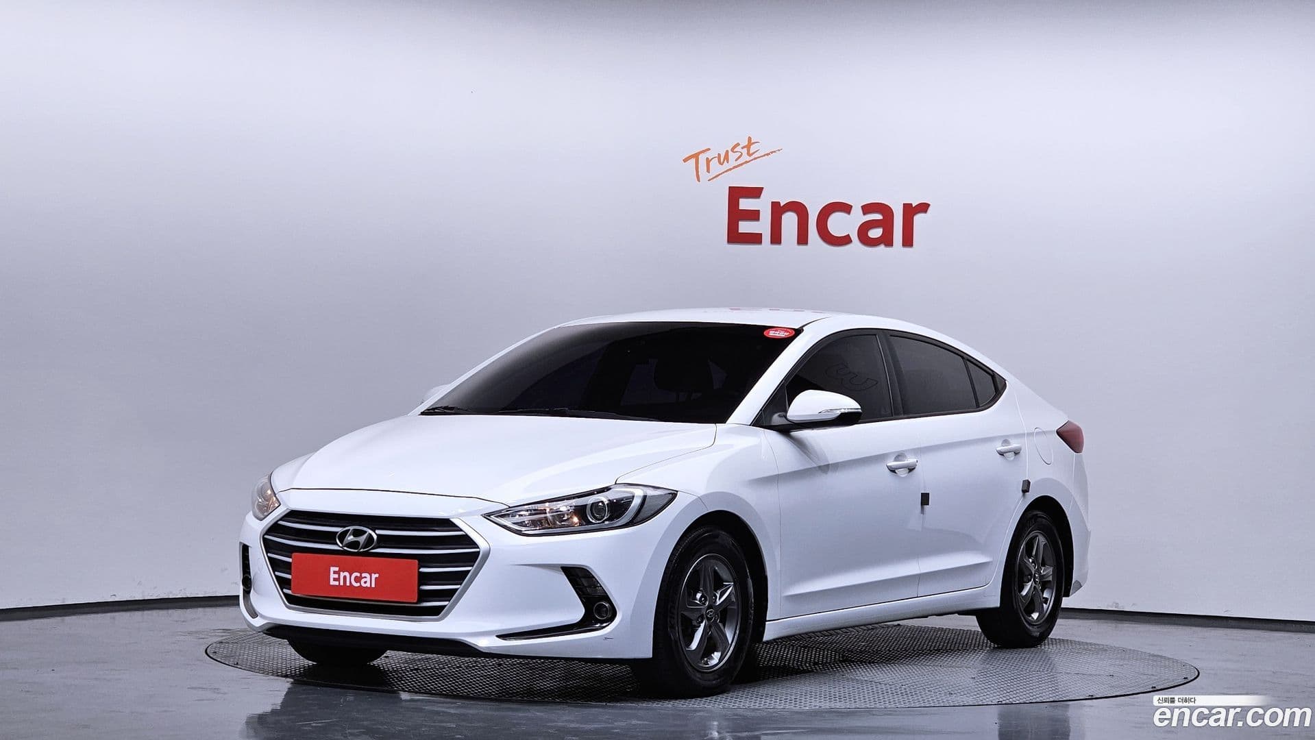 Main__Slider__Photo:AVANTE Hyundai 2015.10-0