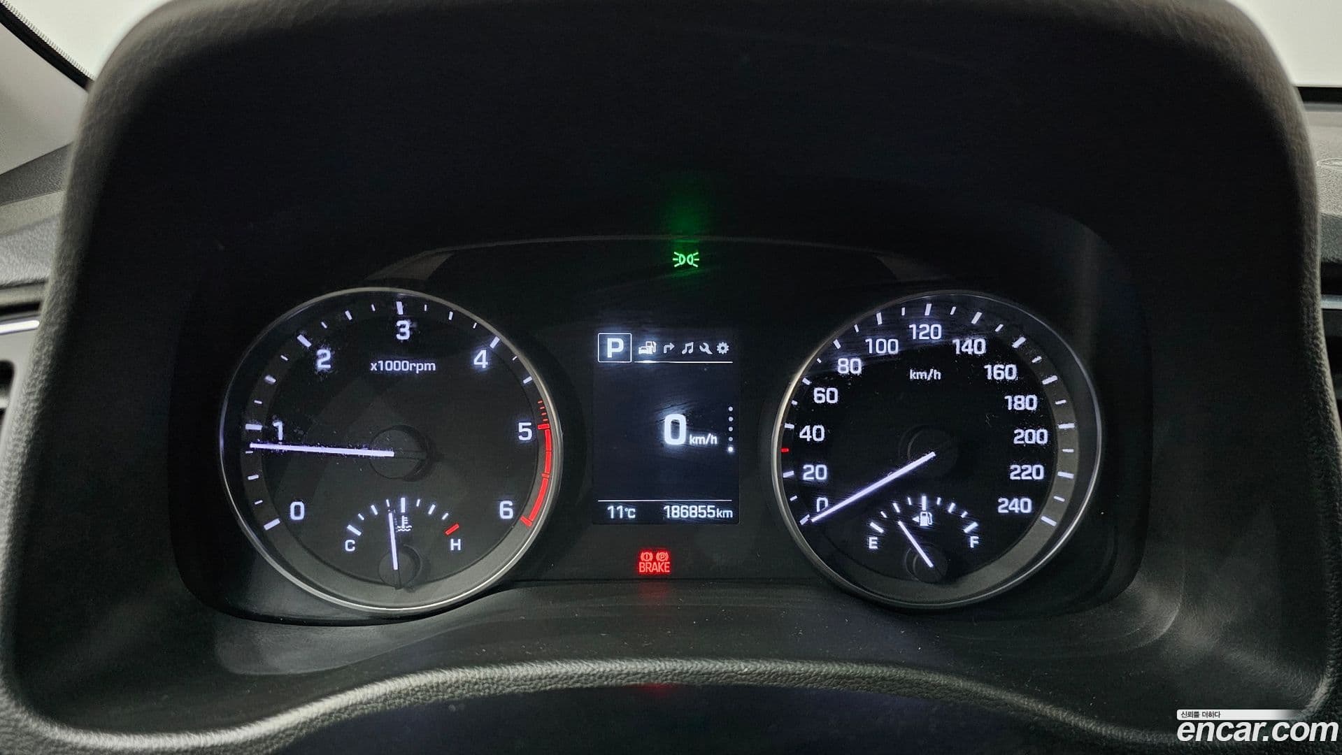 Main__Slider__Photo:AVANTE Hyundai 2015.10-7