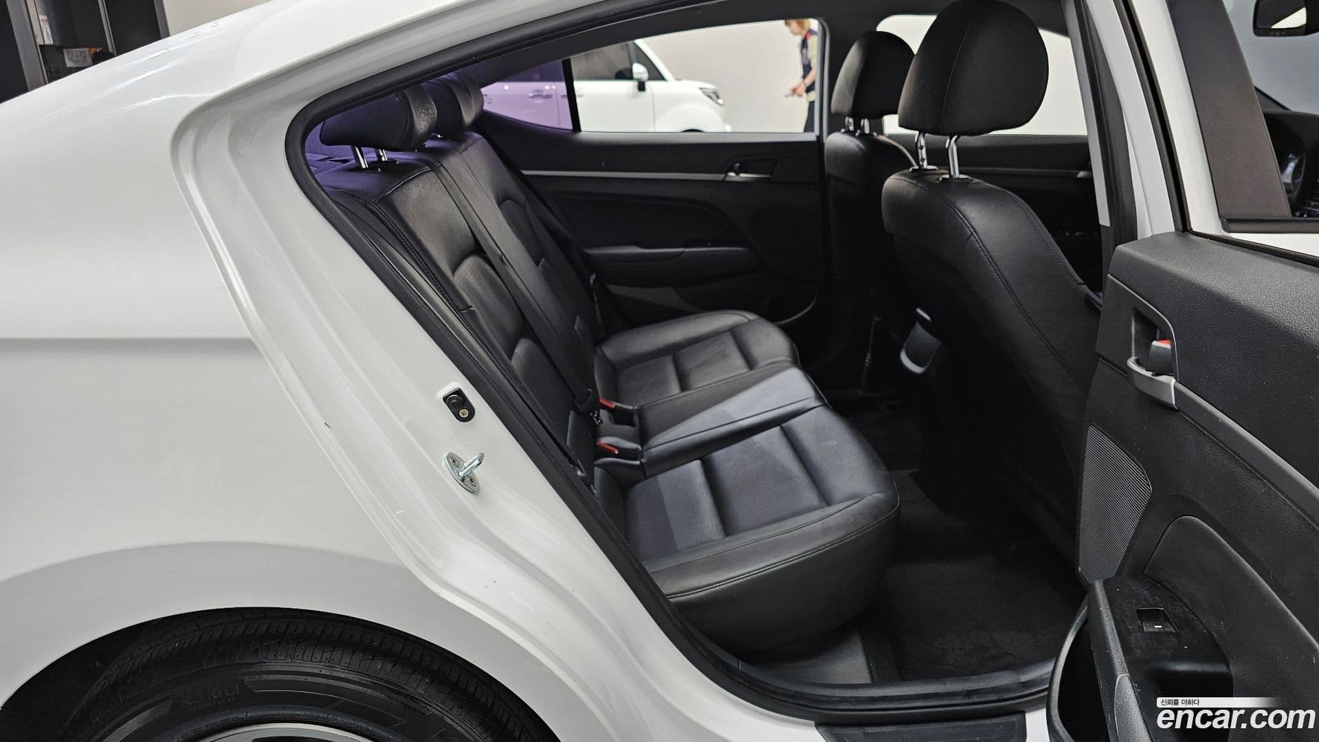 Main__Slider__Photo:AVANTE Hyundai 2015.10-11