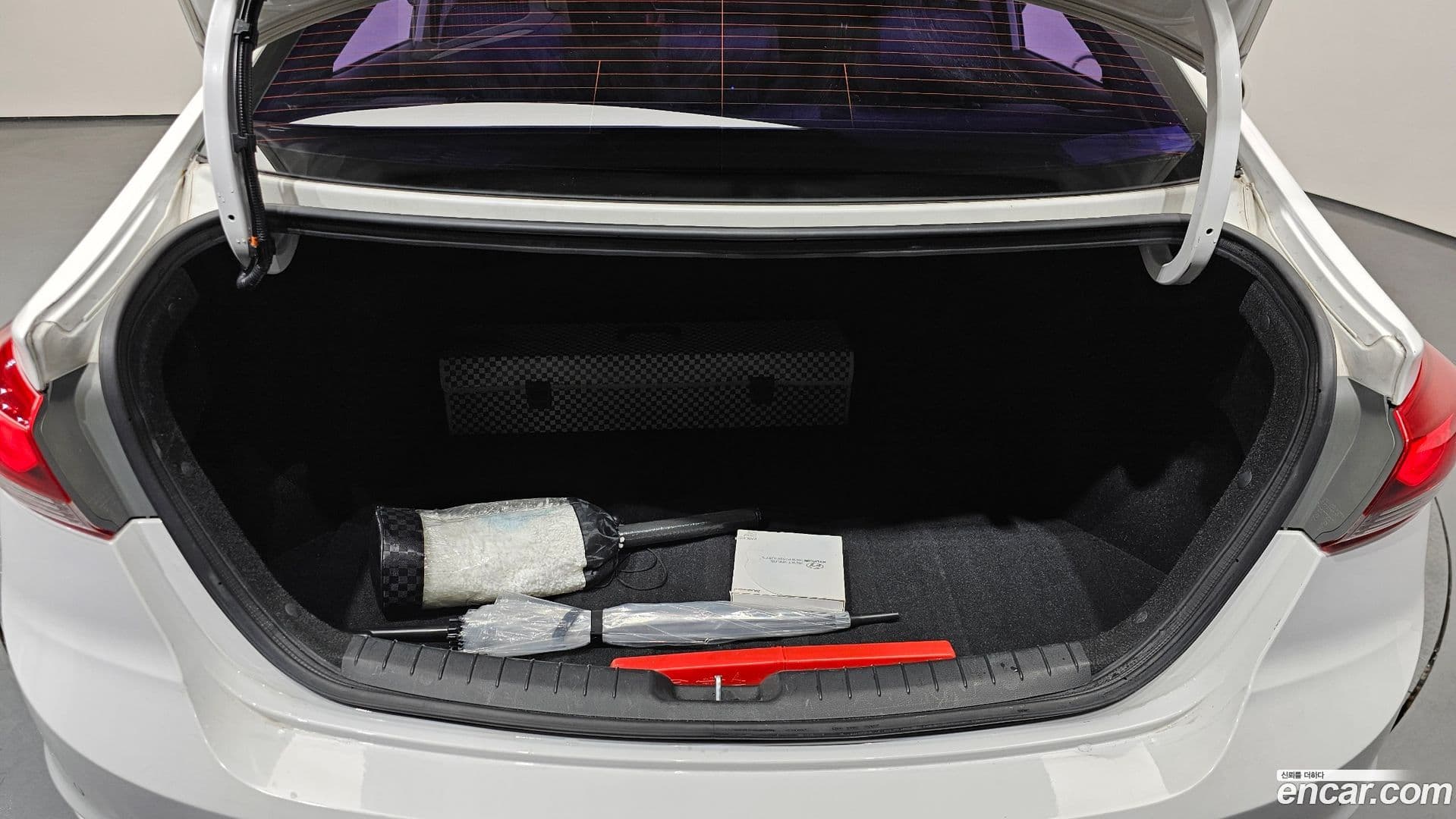 Main__Slider__Photo:AVANTE Hyundai 2015.10-19