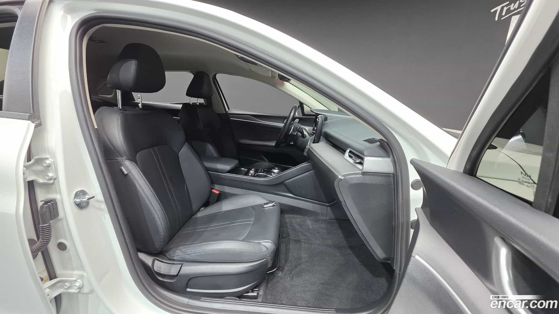 K5 Kia 2022.1-INNER-010