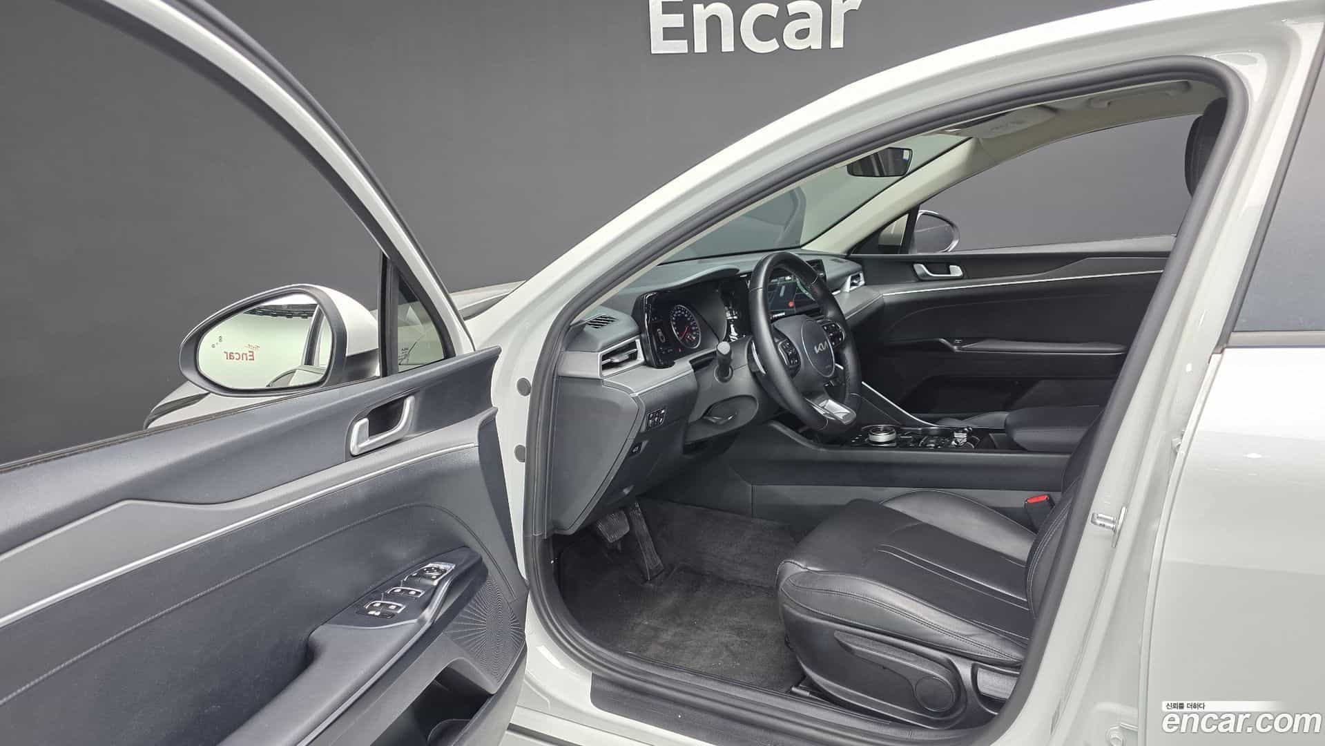 K5 Kia 2022.1-OPTION-015