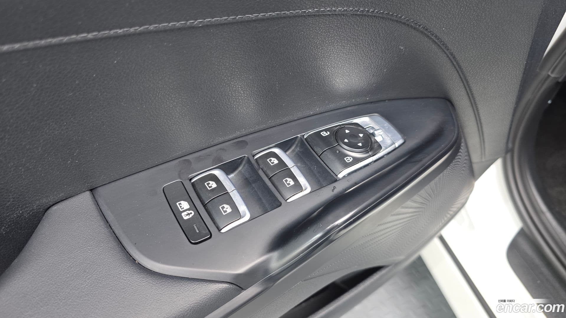 Main__Slider__Photo:K5 Kia 2022.1-11