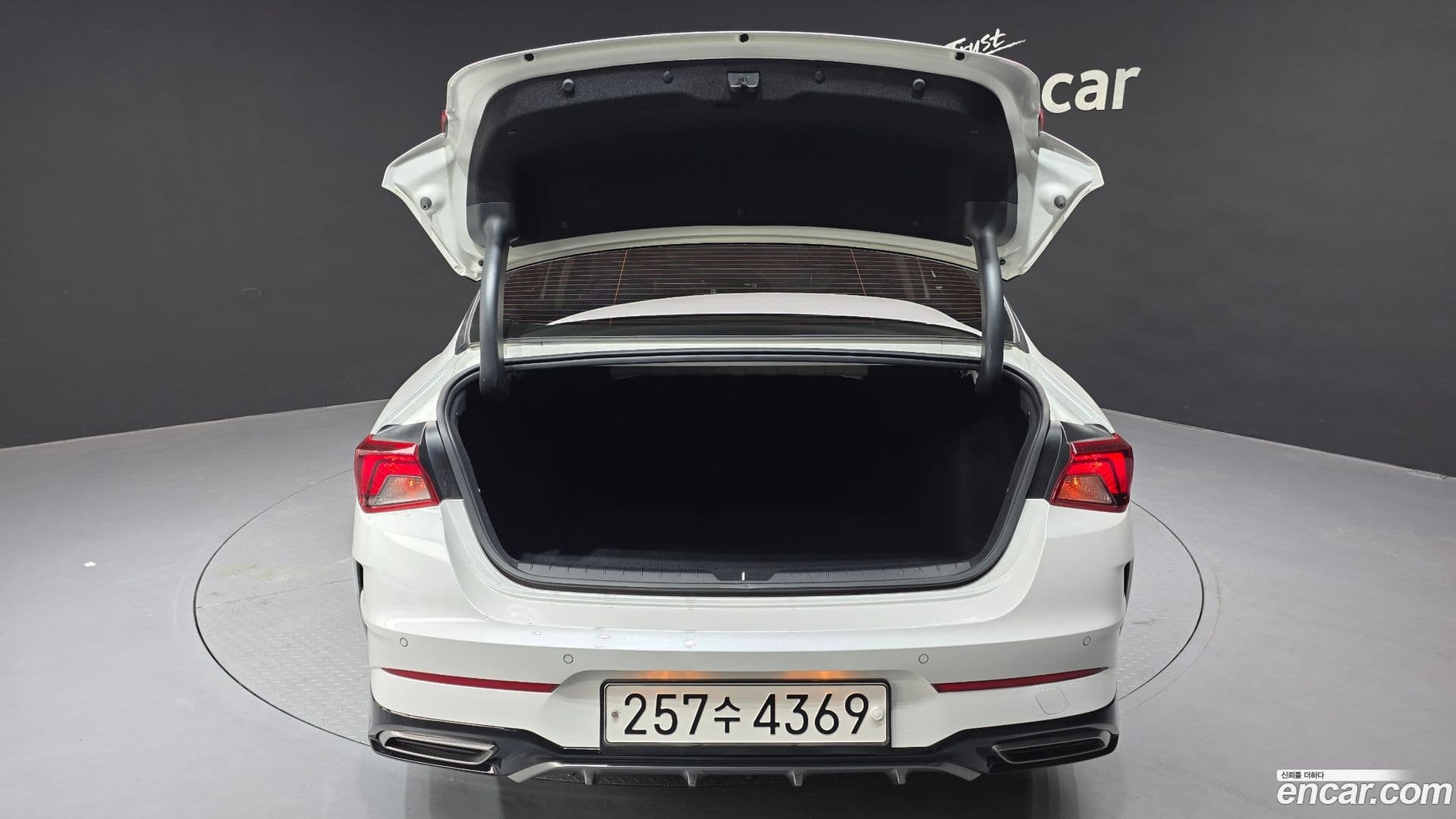 Main__Slider__Photo:K5 Kia 2022.1-19