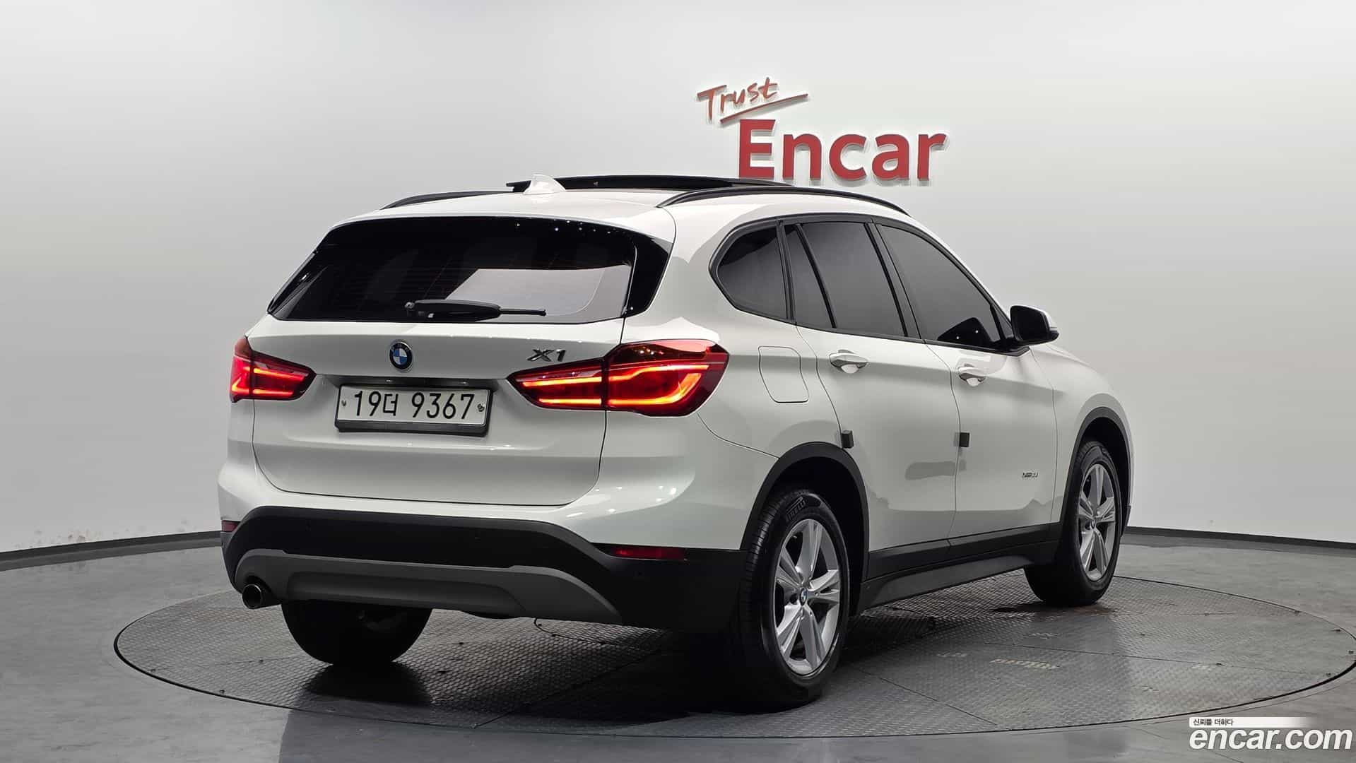 X1 BMW 2017.3-OUTER-002