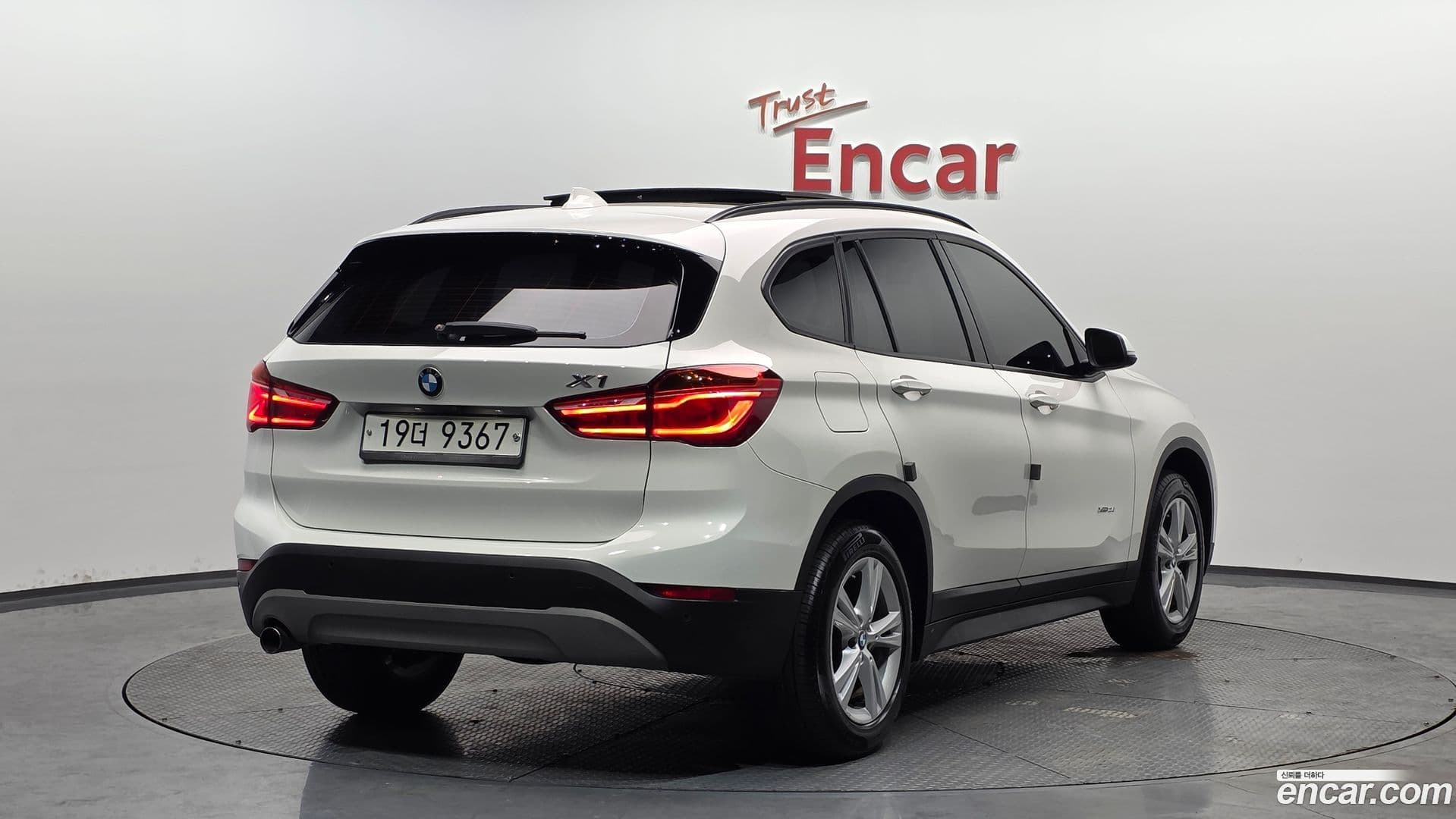 Main__Slider__Photo:X1 BMW 2017.3-1