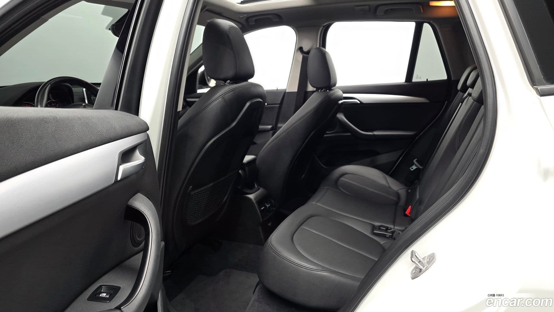 Main__Slider__Photo:X1 BMW 2017.3-11