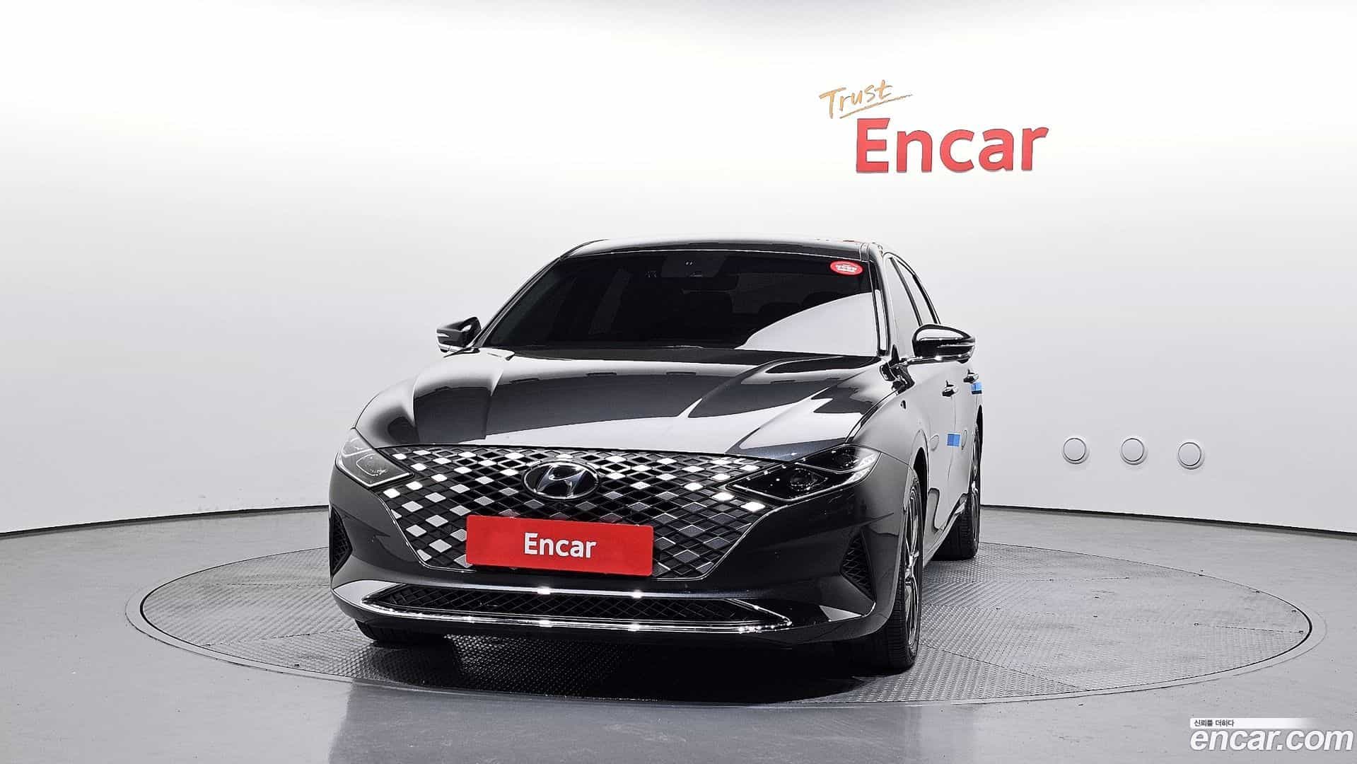 Grandeur Hyundai 2021.11-OUTER-003