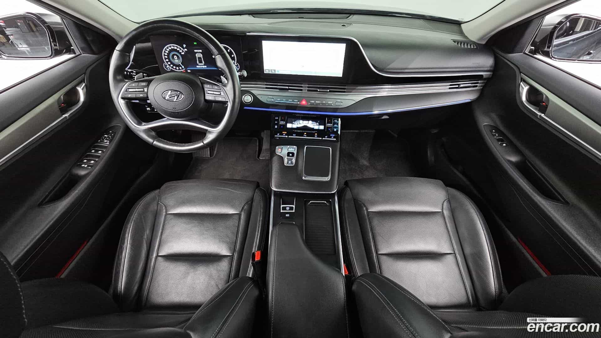 Grandeur Hyundai 2021.11-INNER-007