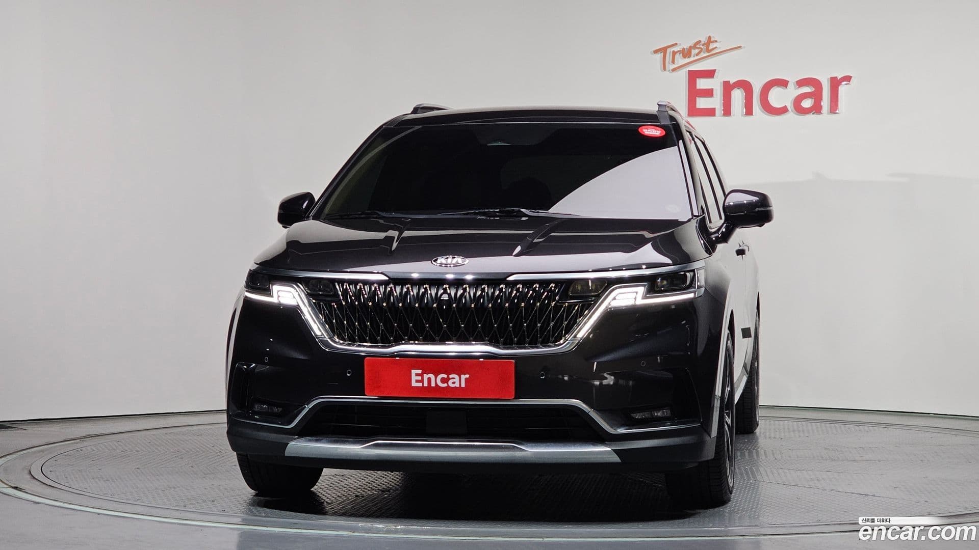 Main__Slider__Photo:Canival Kia 2021.3-2