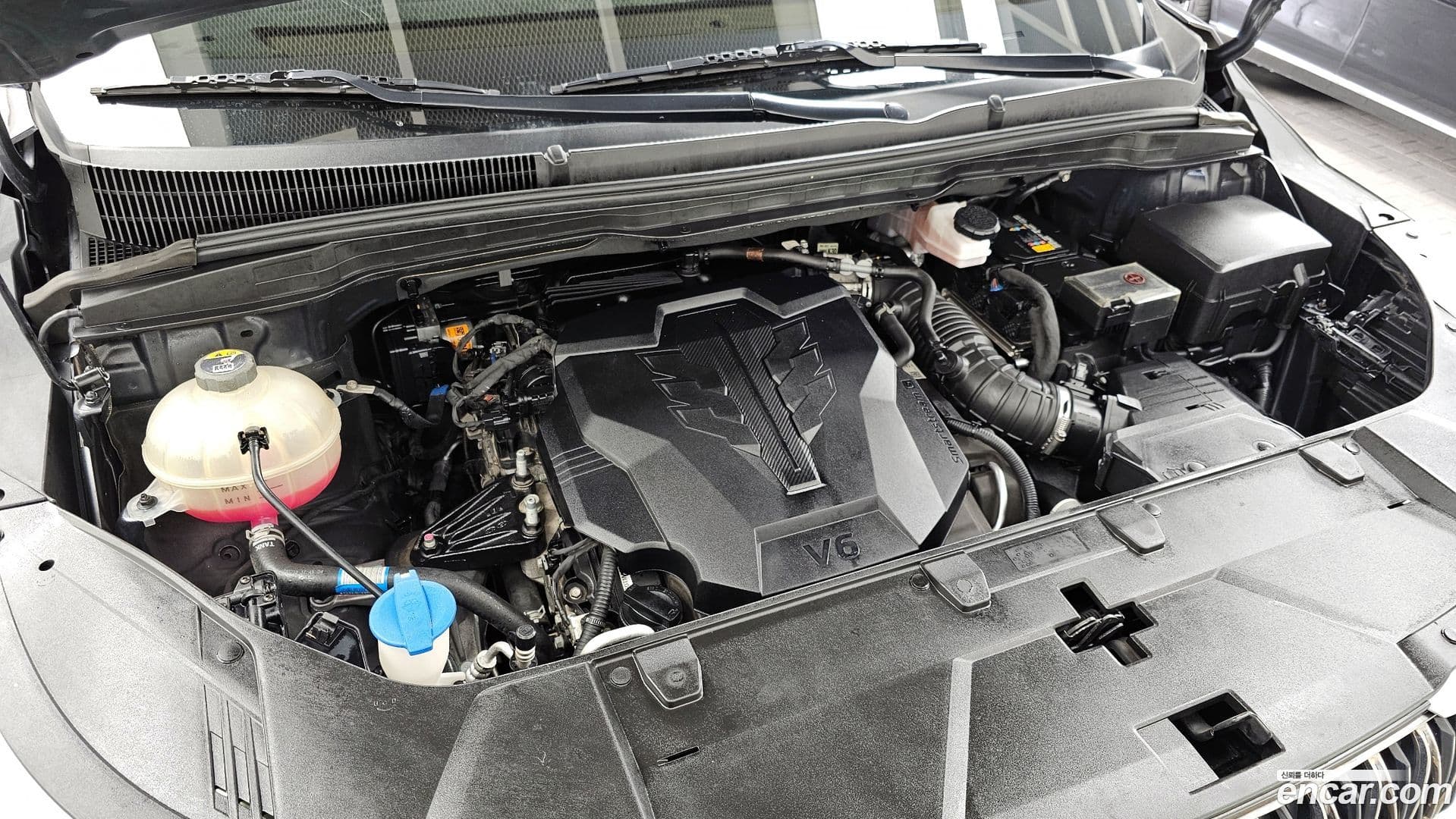 Main__Slider__Photo:Canival Kia 2021.3-5