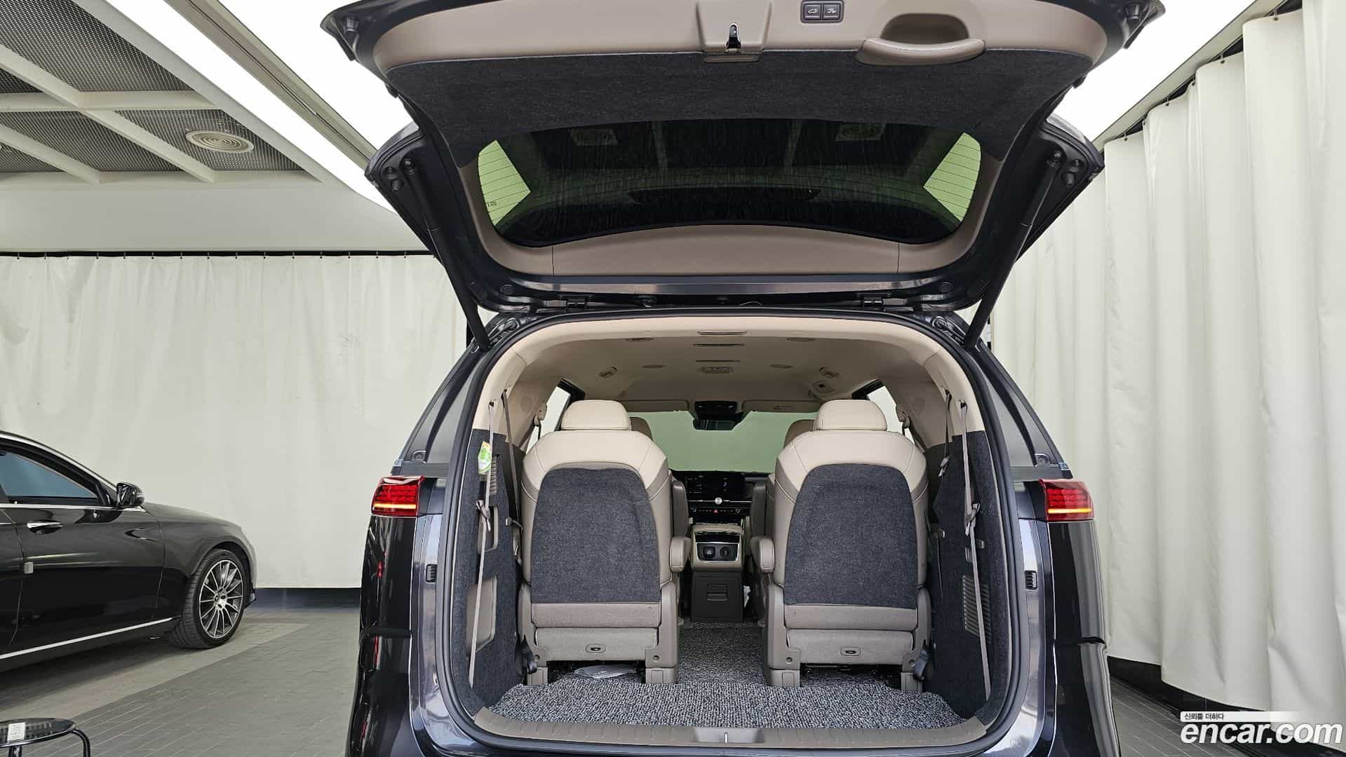 Canival Kia 2021.3-OPTION-024