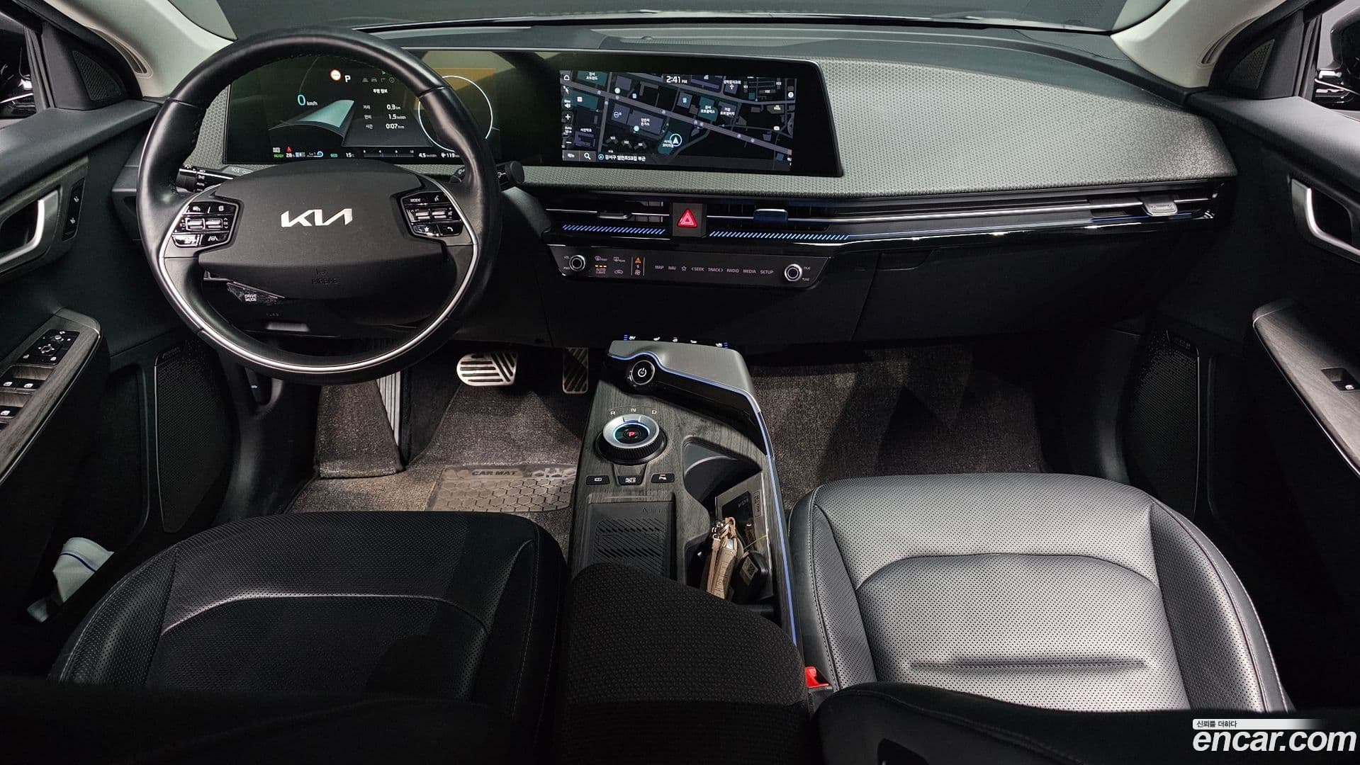 Main__Slider__Photo:EV6 Kia 2022.5-6