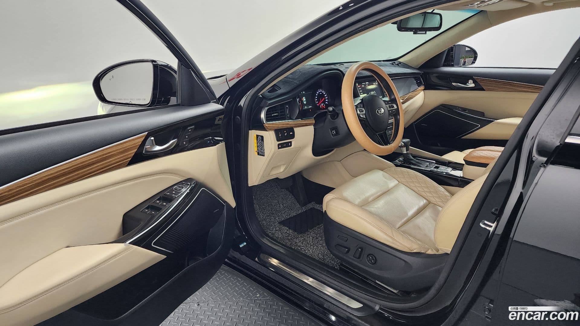 Main__Slider__Photo:K7 Kia 2016.9-9