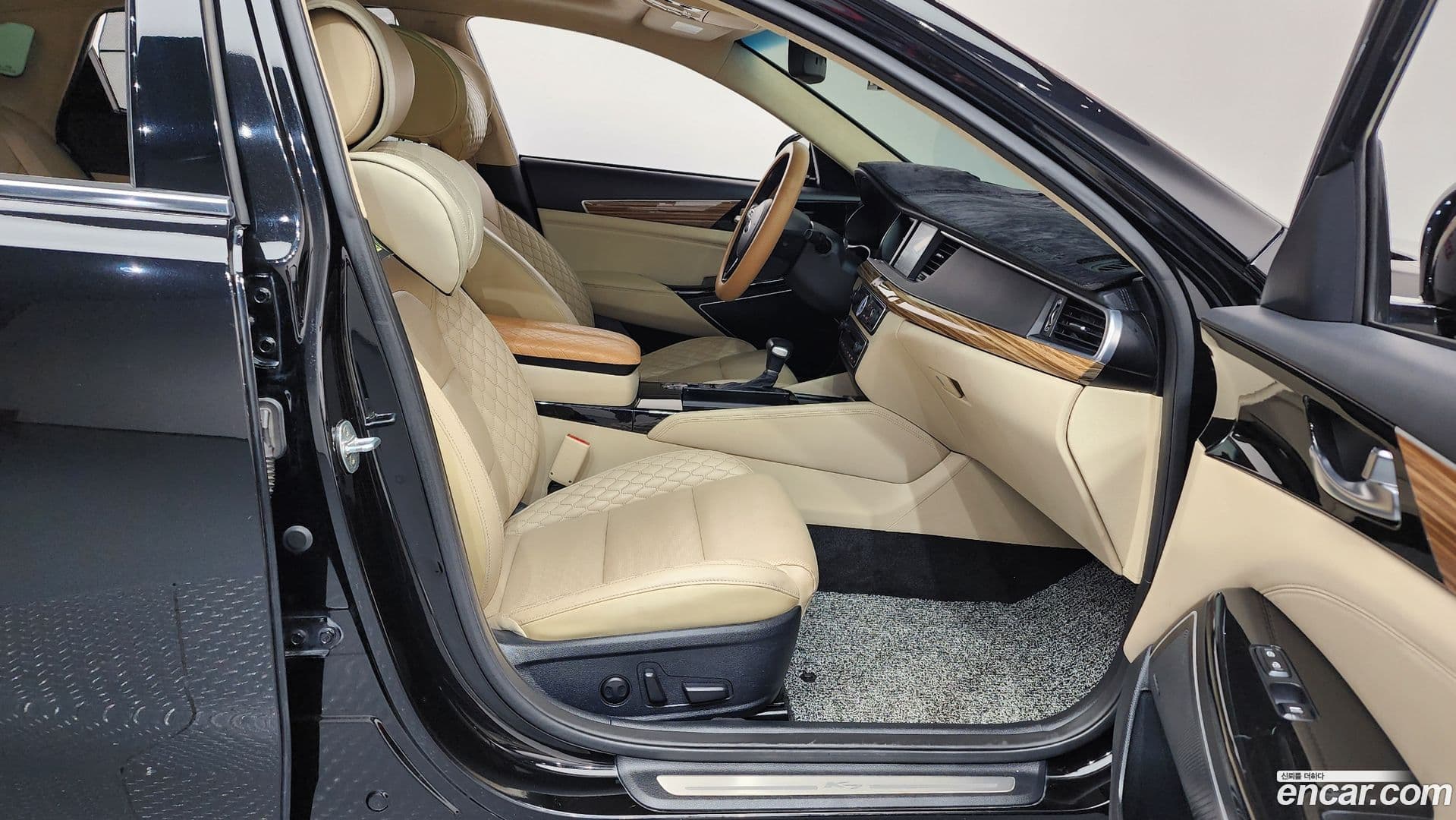 Main__Slider__Photo:K7 Kia 2016.9-10