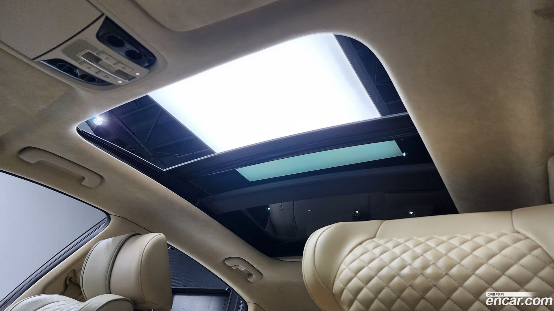 Main__Slider__Photo:K7 Kia 2016.9-18