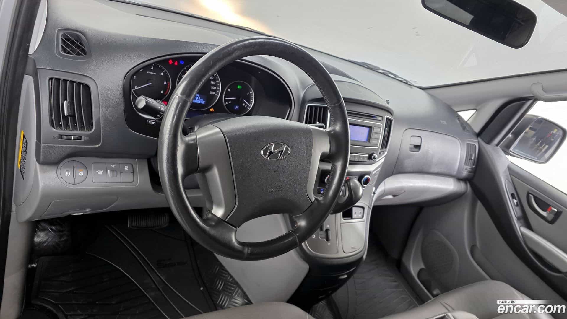 Starex Hyundai 2018.7-OPTION-017