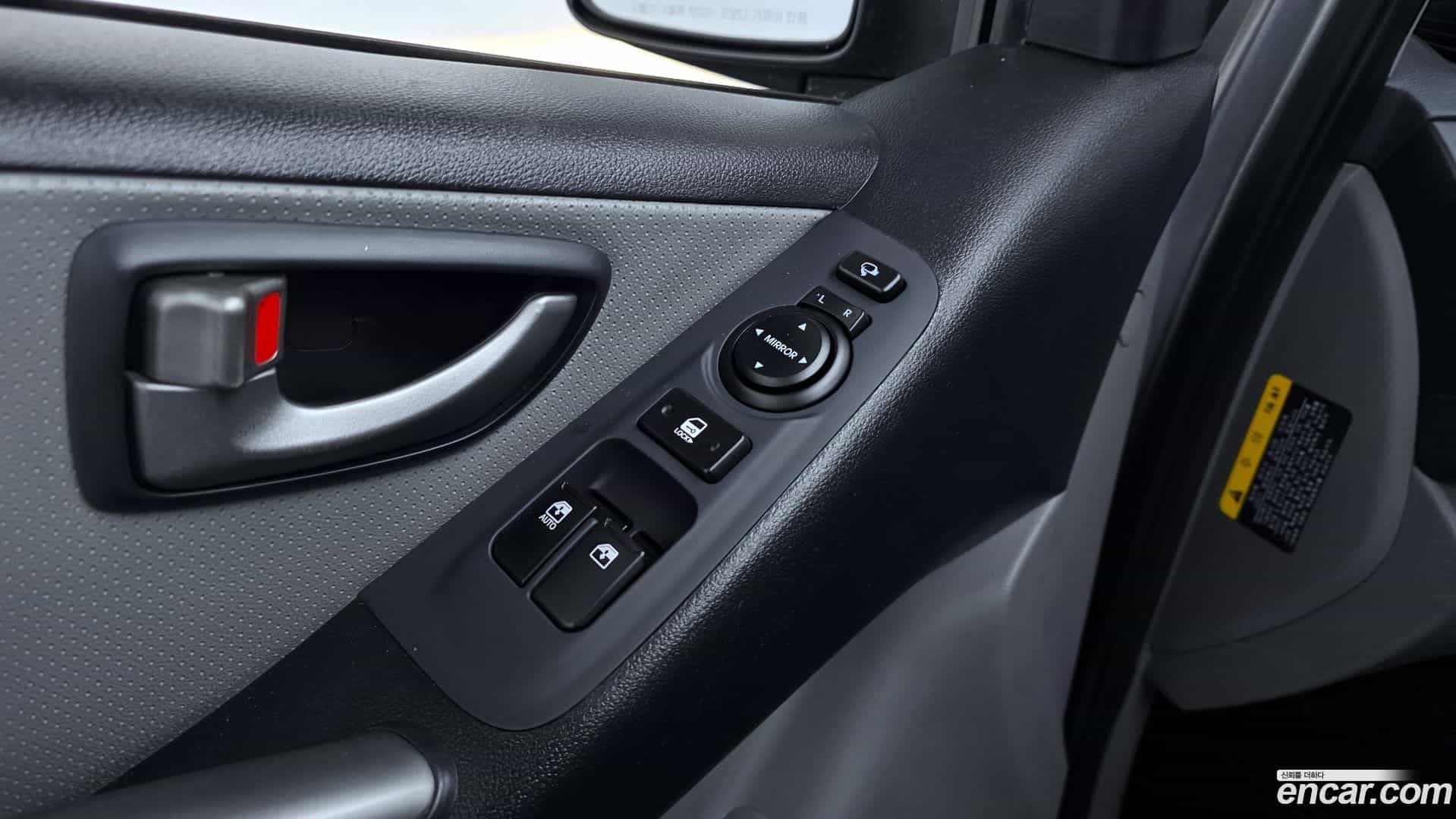 Starex Hyundai 2018.7-OPTION-023